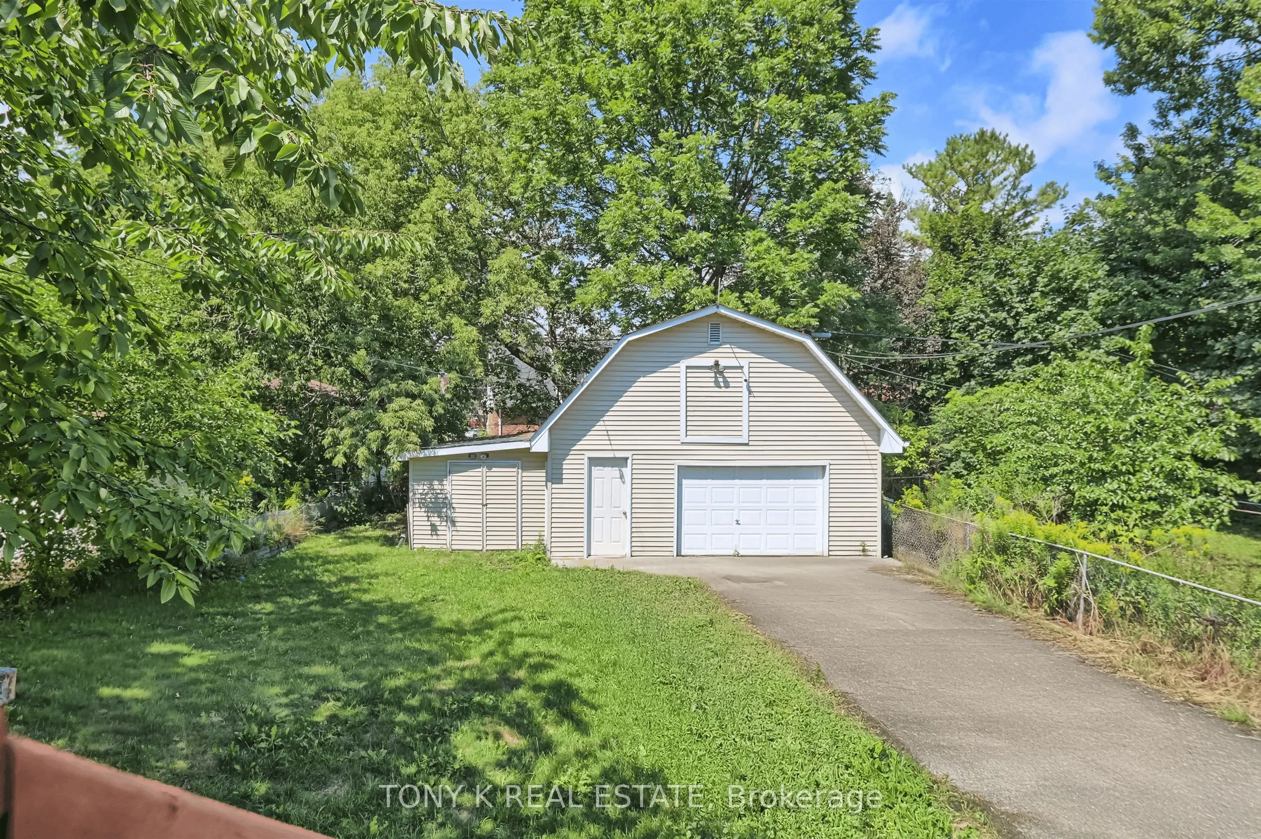 20 Granard Boulevard