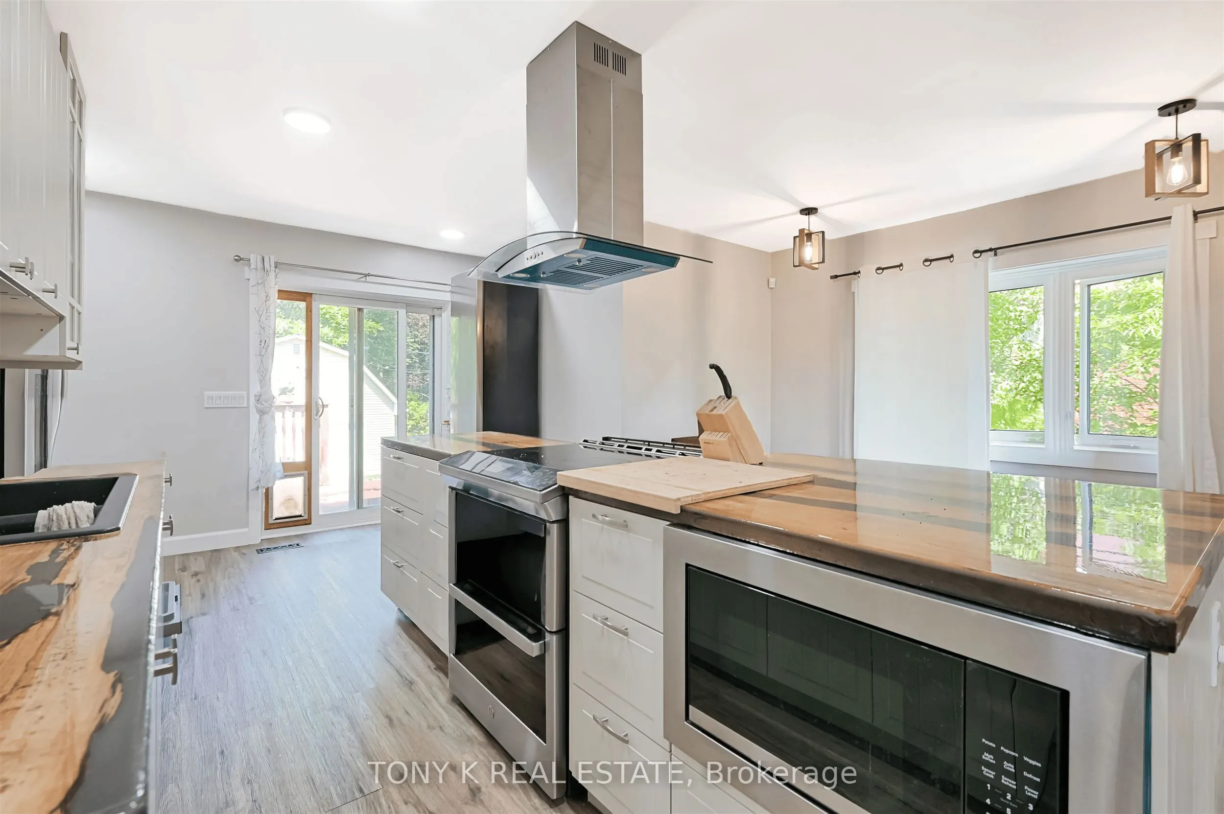 20 Granard Boulevard