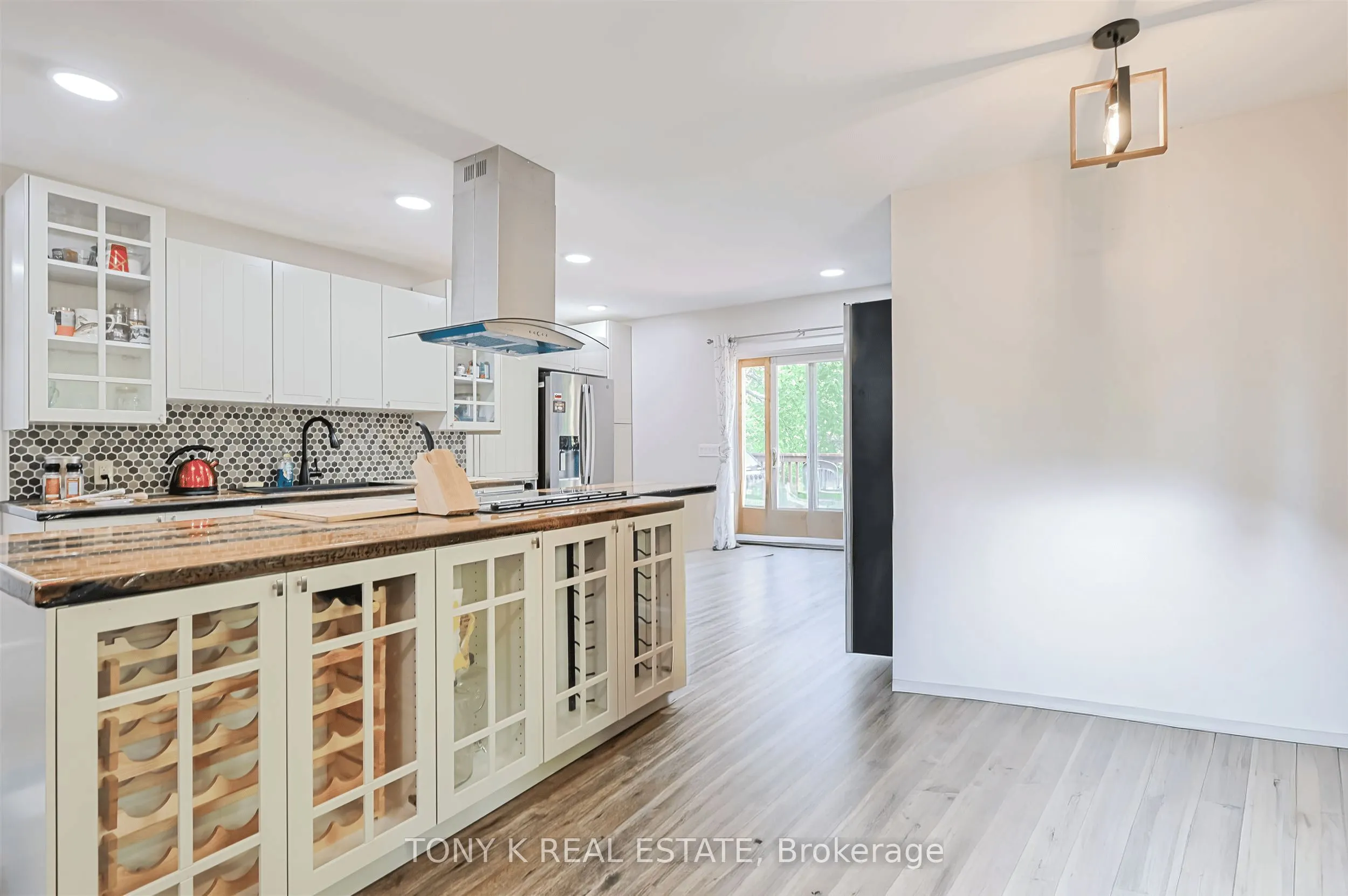 20 Granard Boulevard