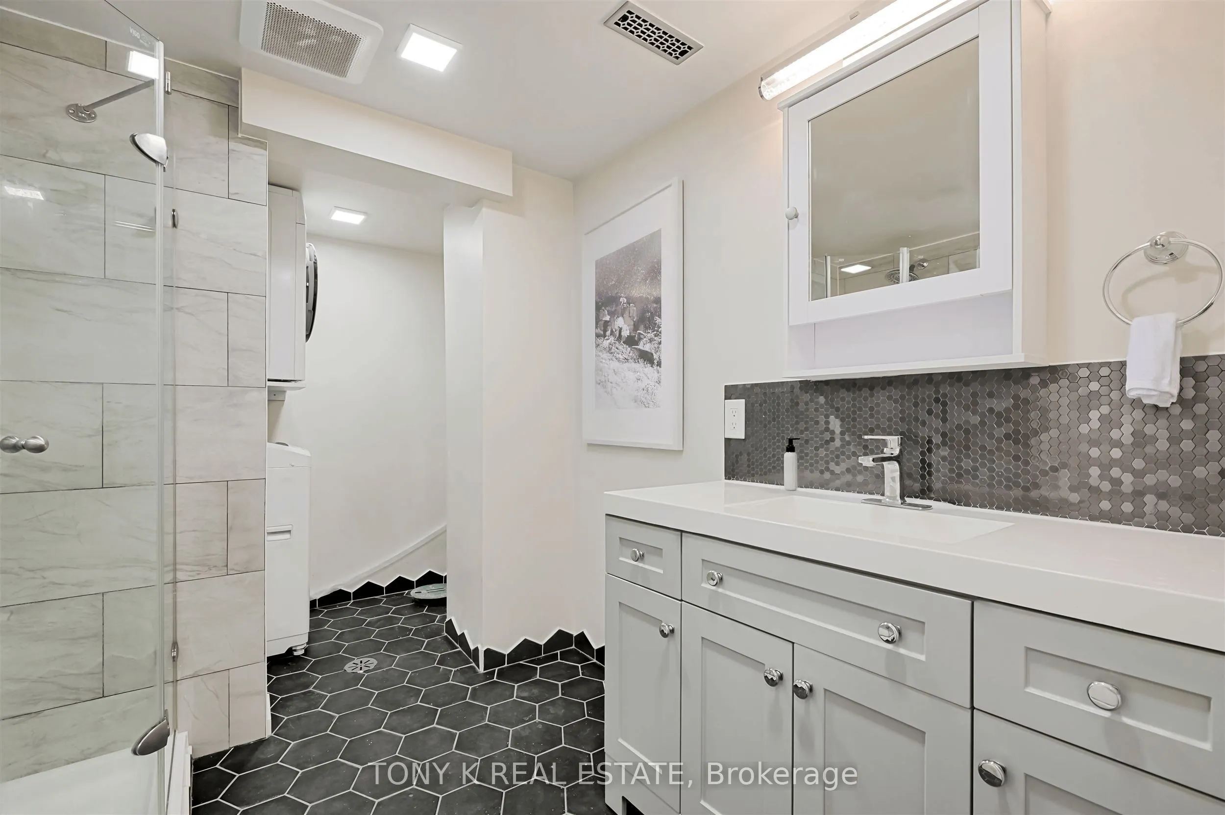 20 Granard Boulevard