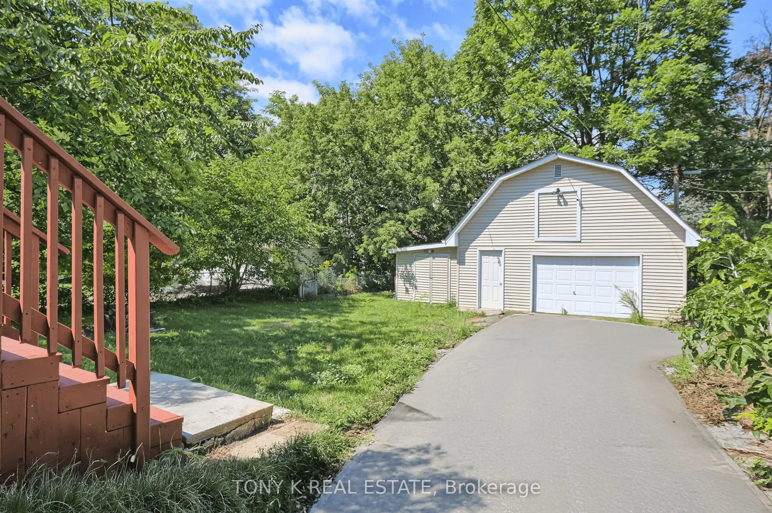 20 Granard Boulevard