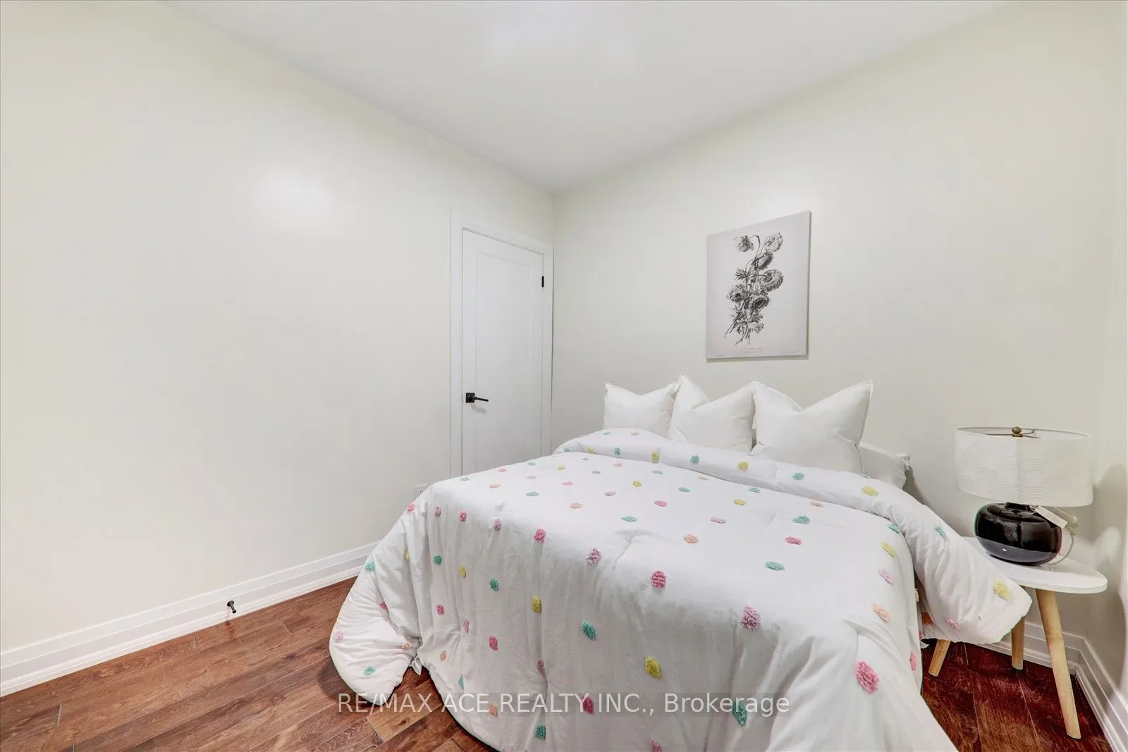 19 Blakemanor Boulevard