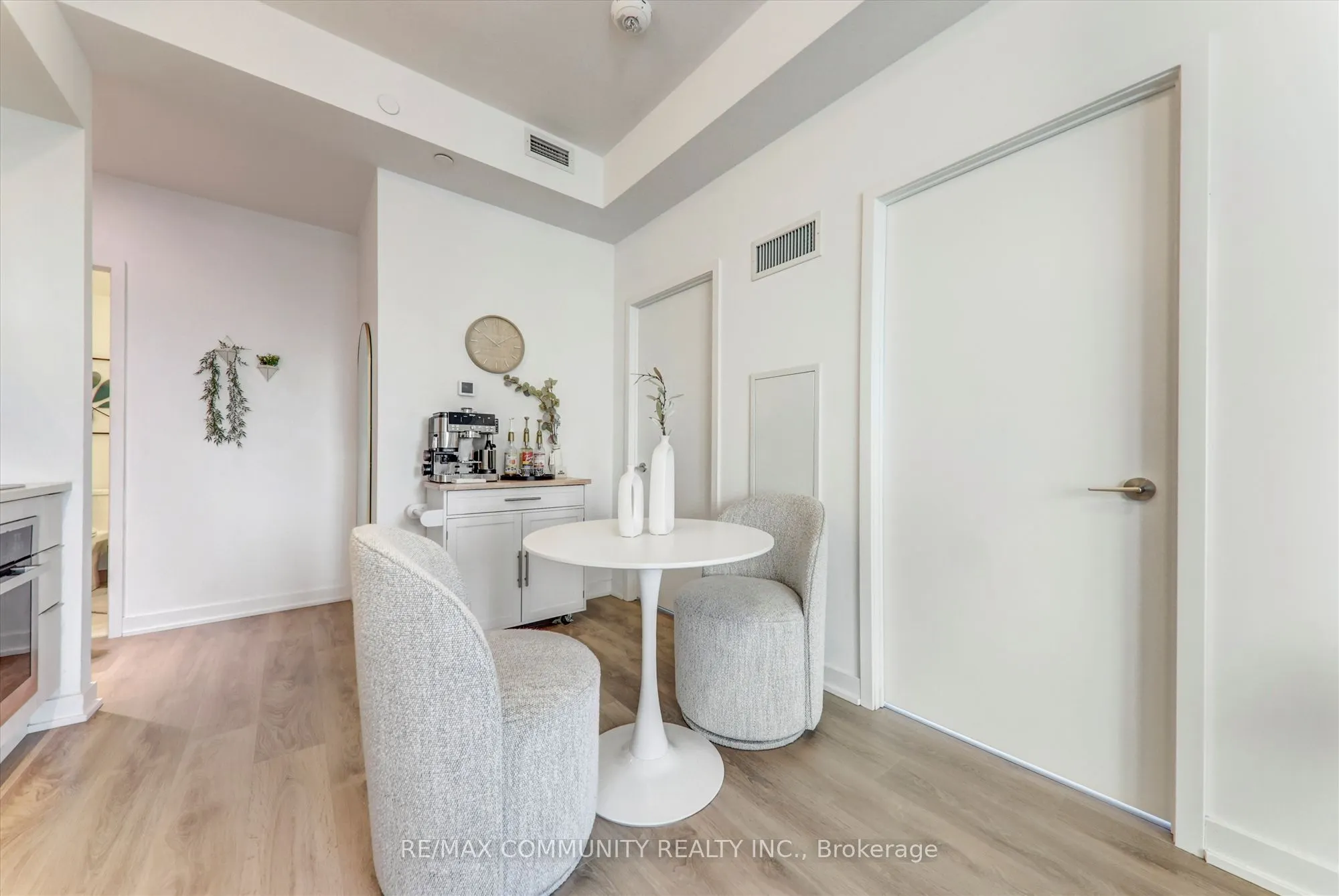 2031 Kennedy Road, #1922