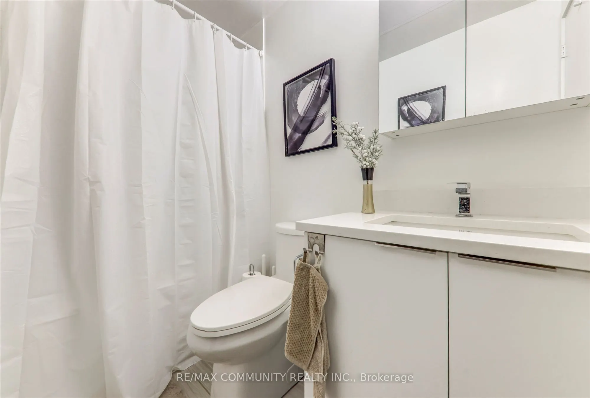 2031 Kennedy Road, #1922