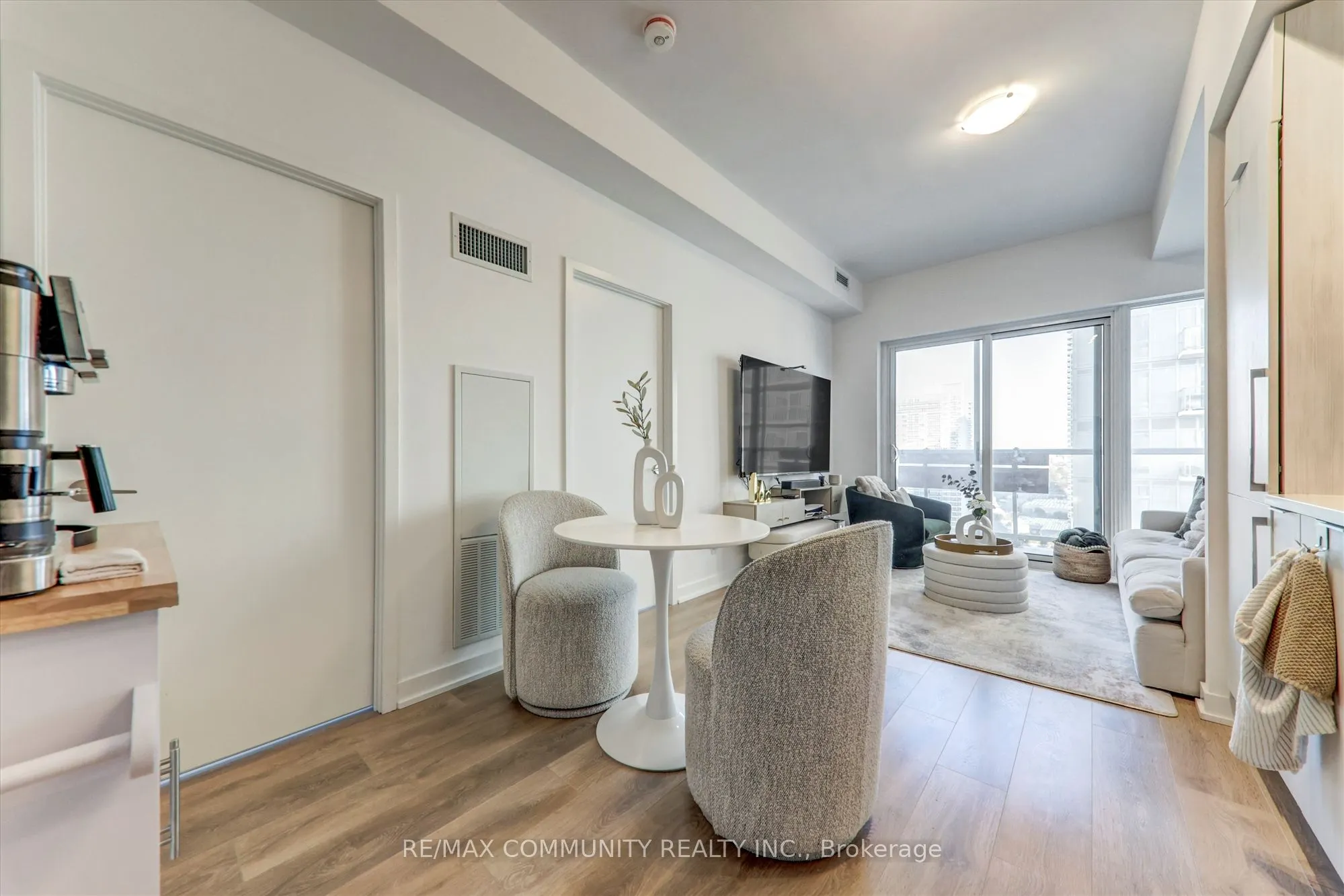 2031 Kennedy Road, #1922