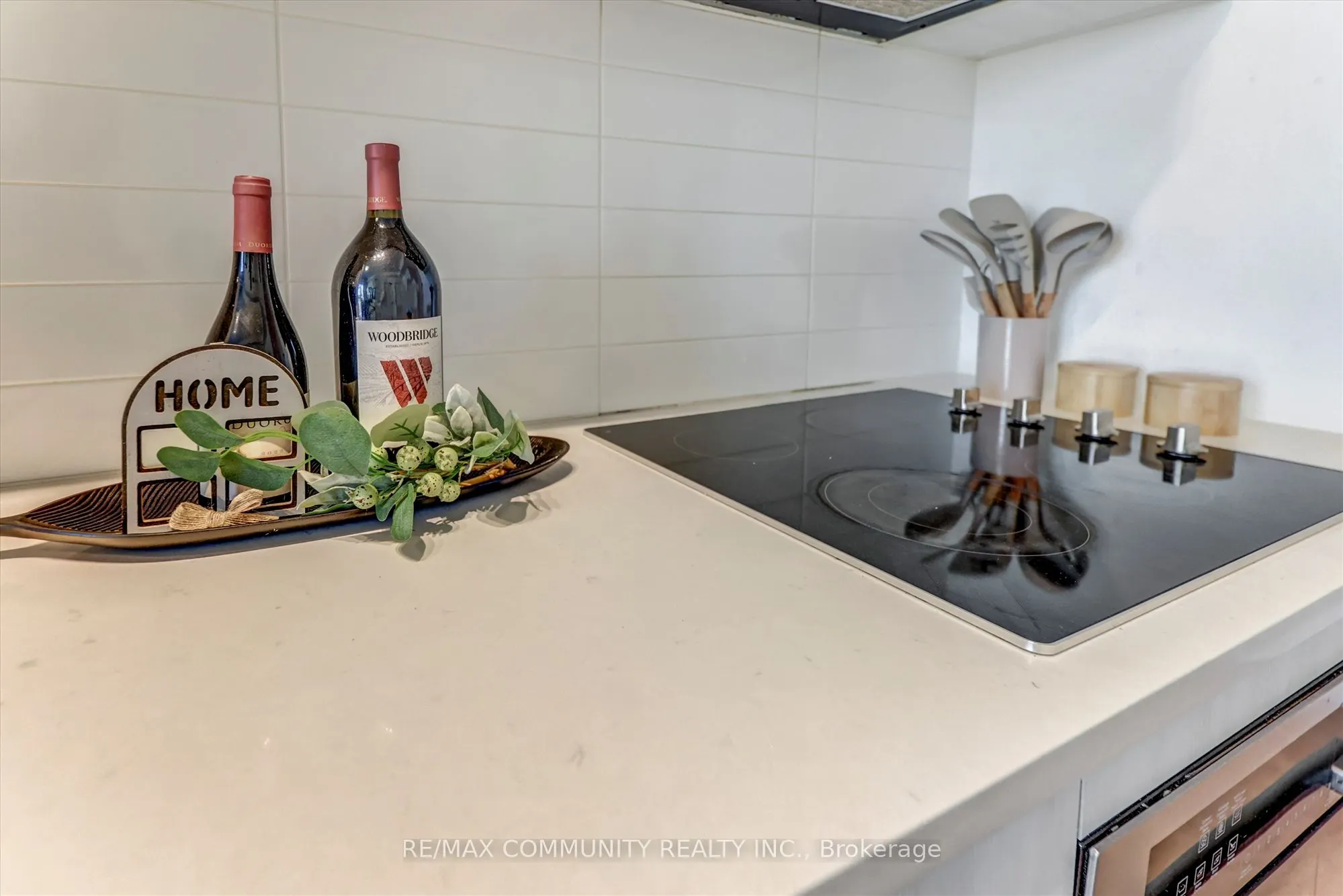 2031 Kennedy Road, #1922