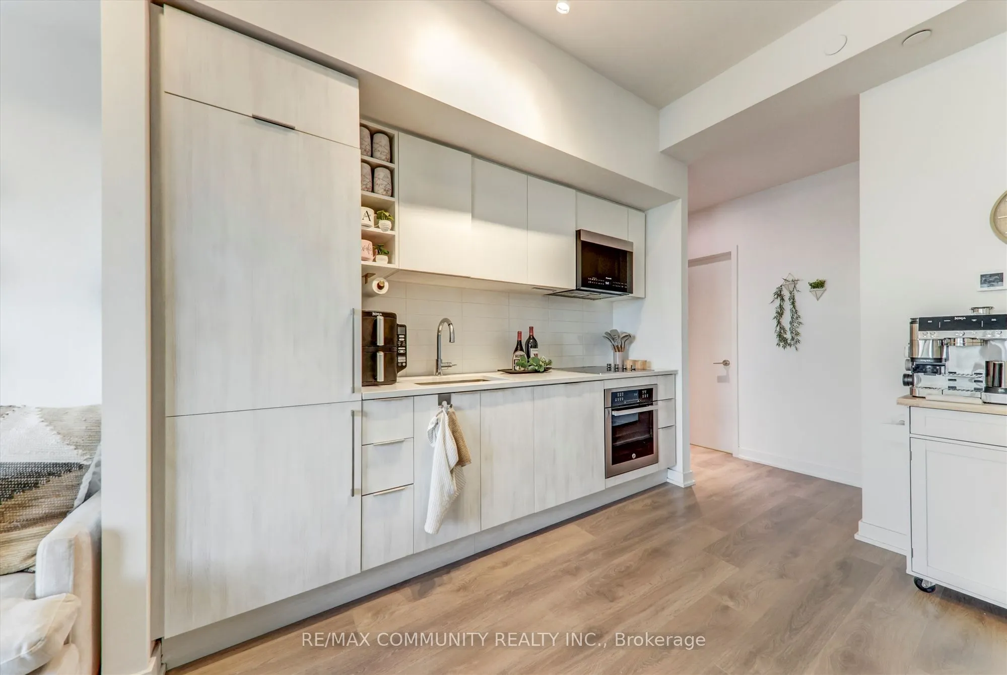 2031 Kennedy Road, #1922