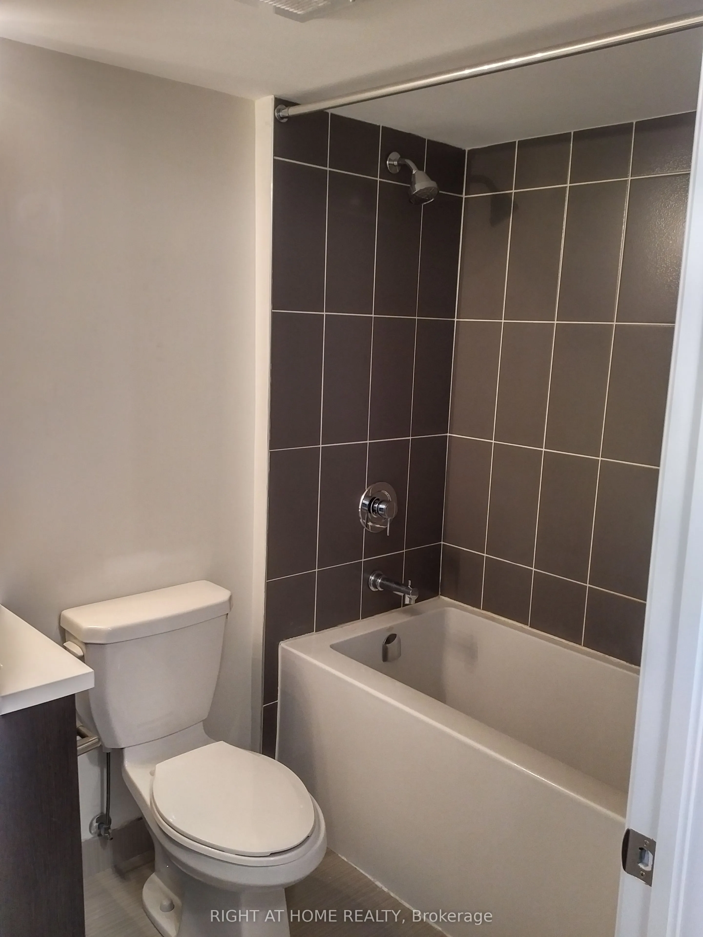 80 Orchid Place Drive, #309