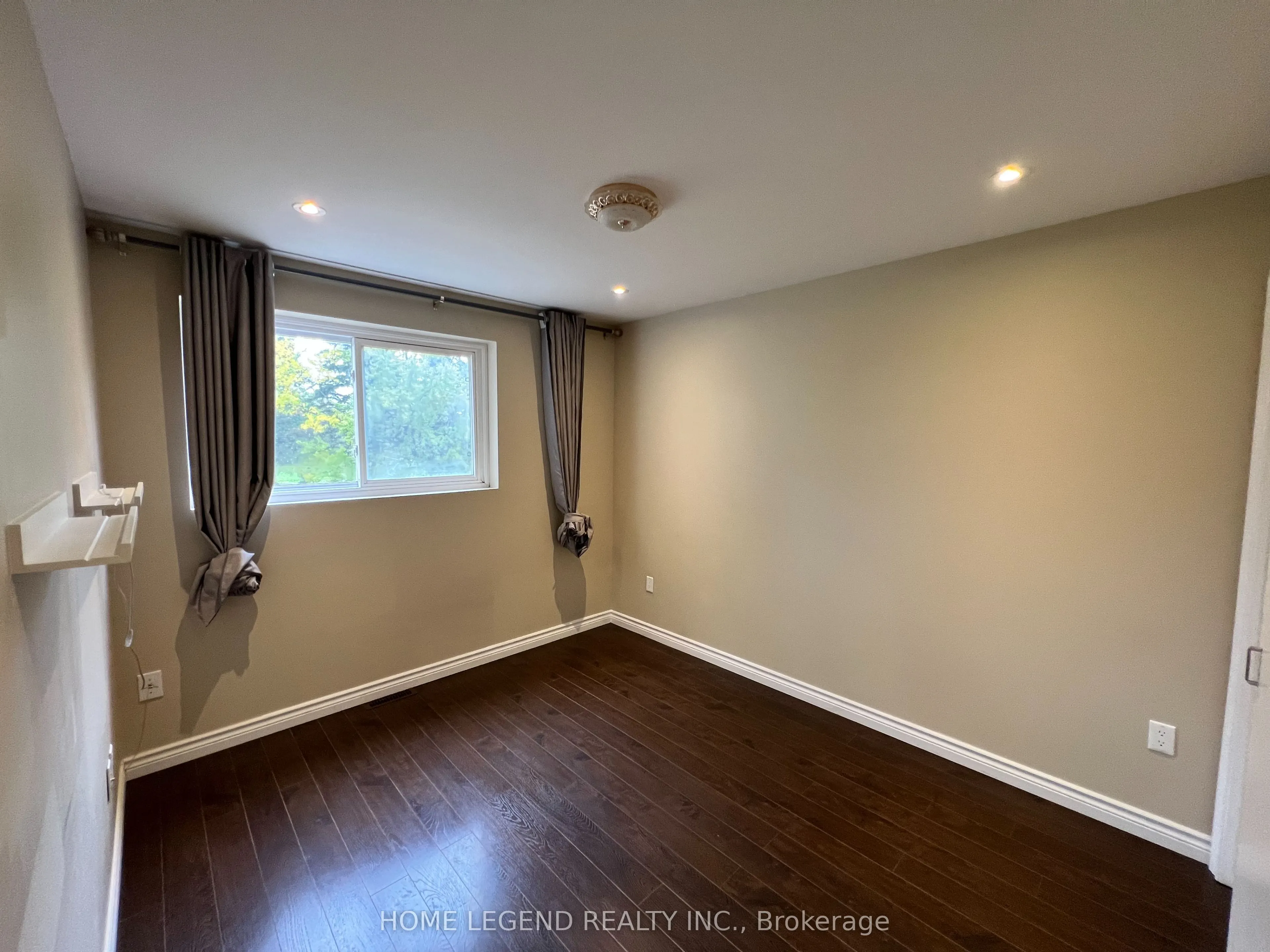 108 Bonis Avenue, #70