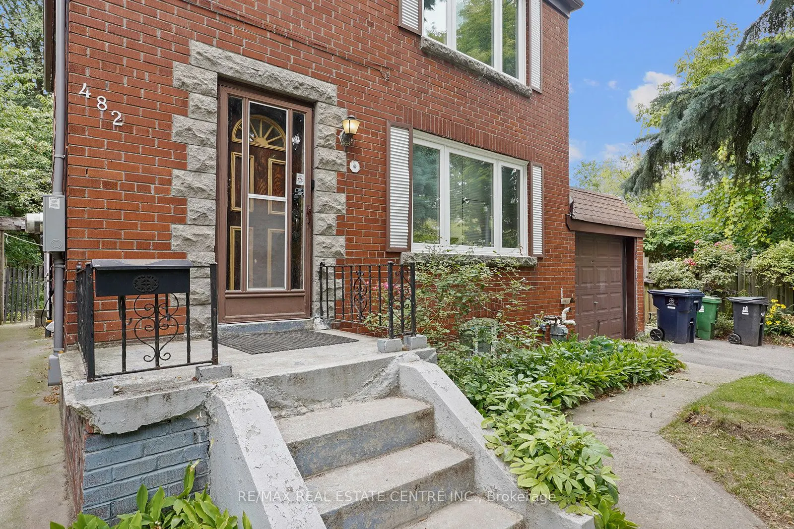 482 Rhodes Avenue, #Lower