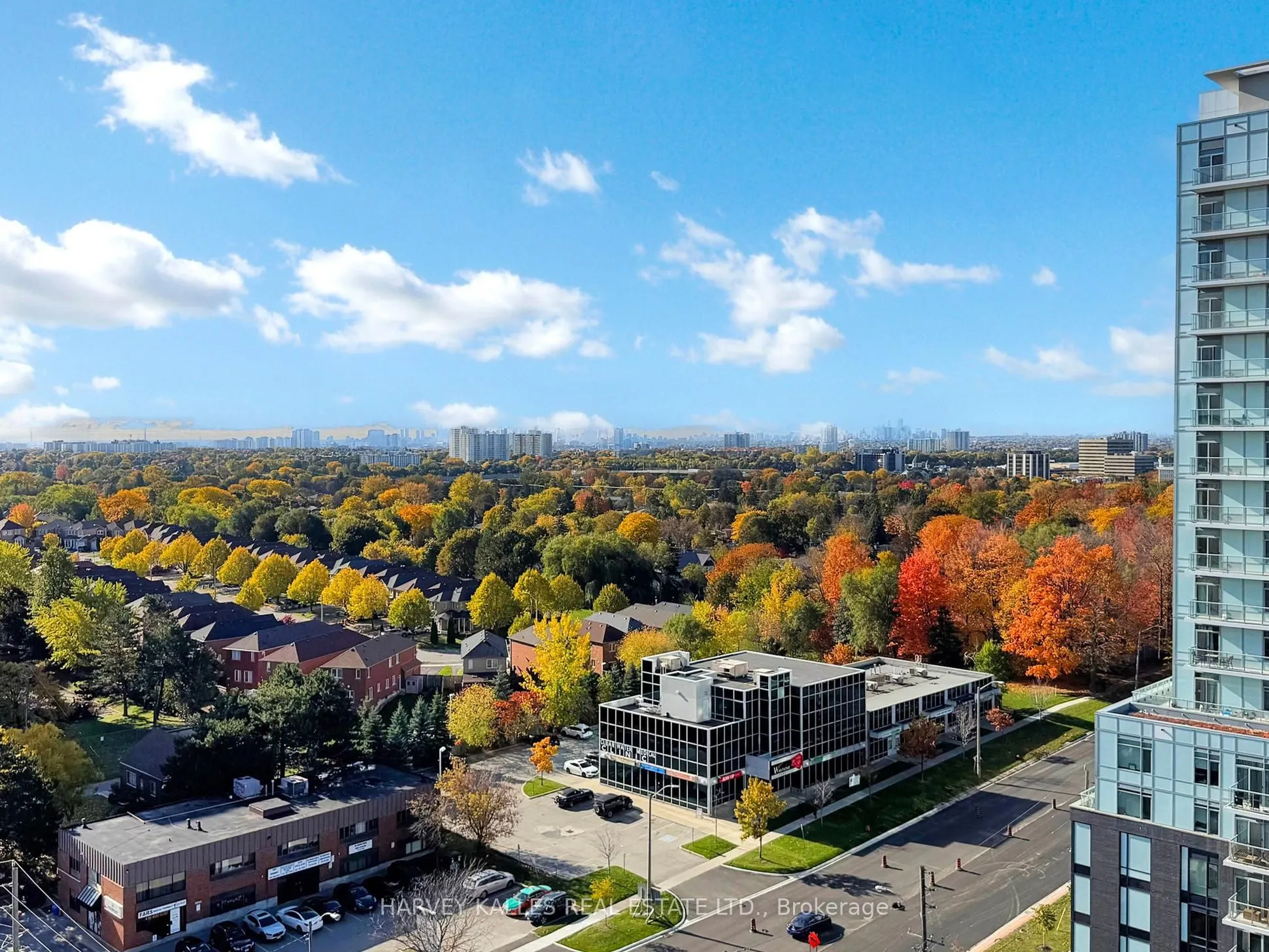 3260 Sheppard Avenue E, #1402