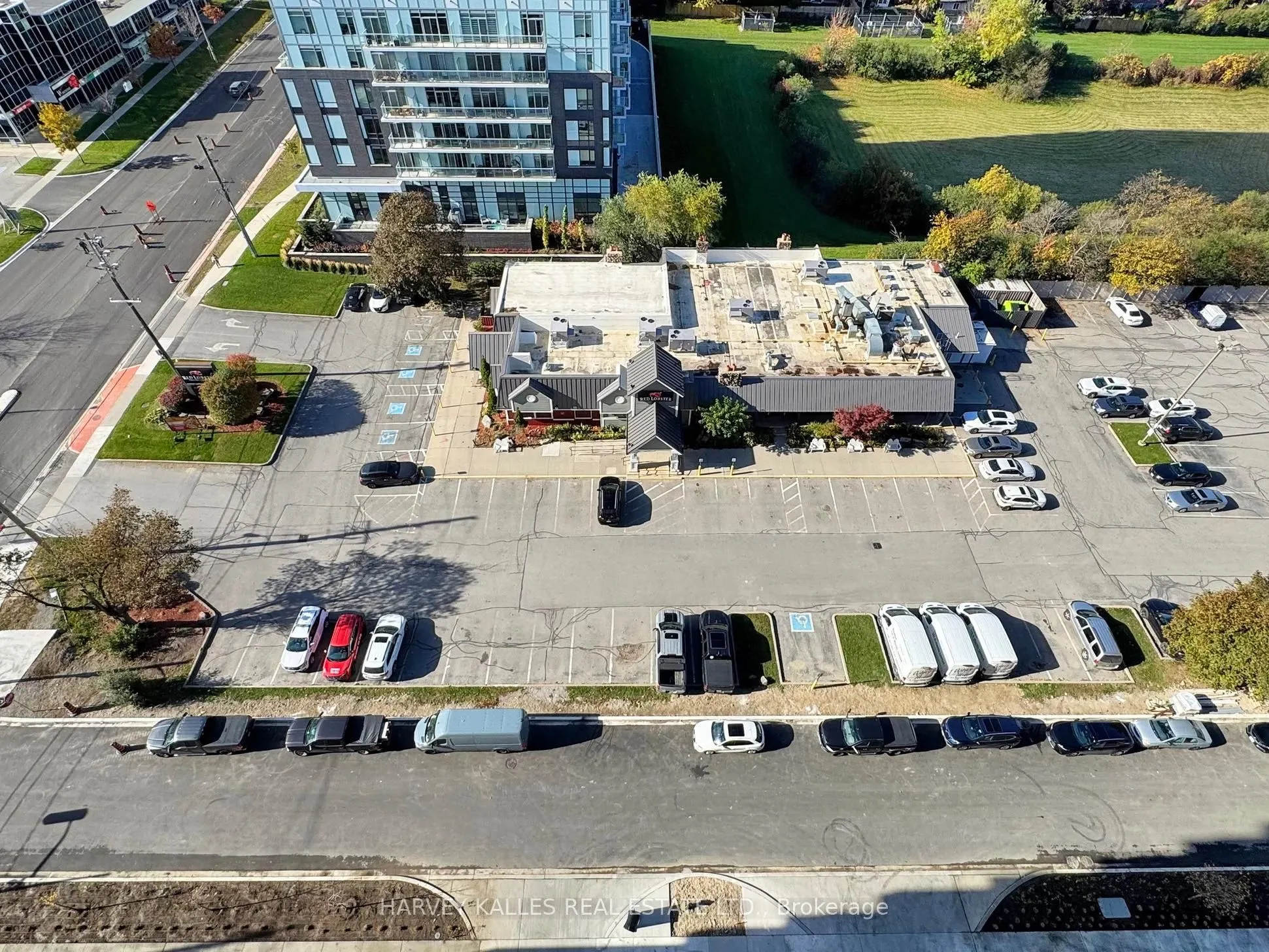 3260 Sheppard Avenue E, #1402