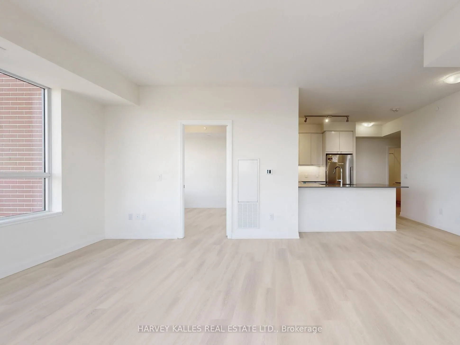 3260 Sheppard Avenue E, #1402
