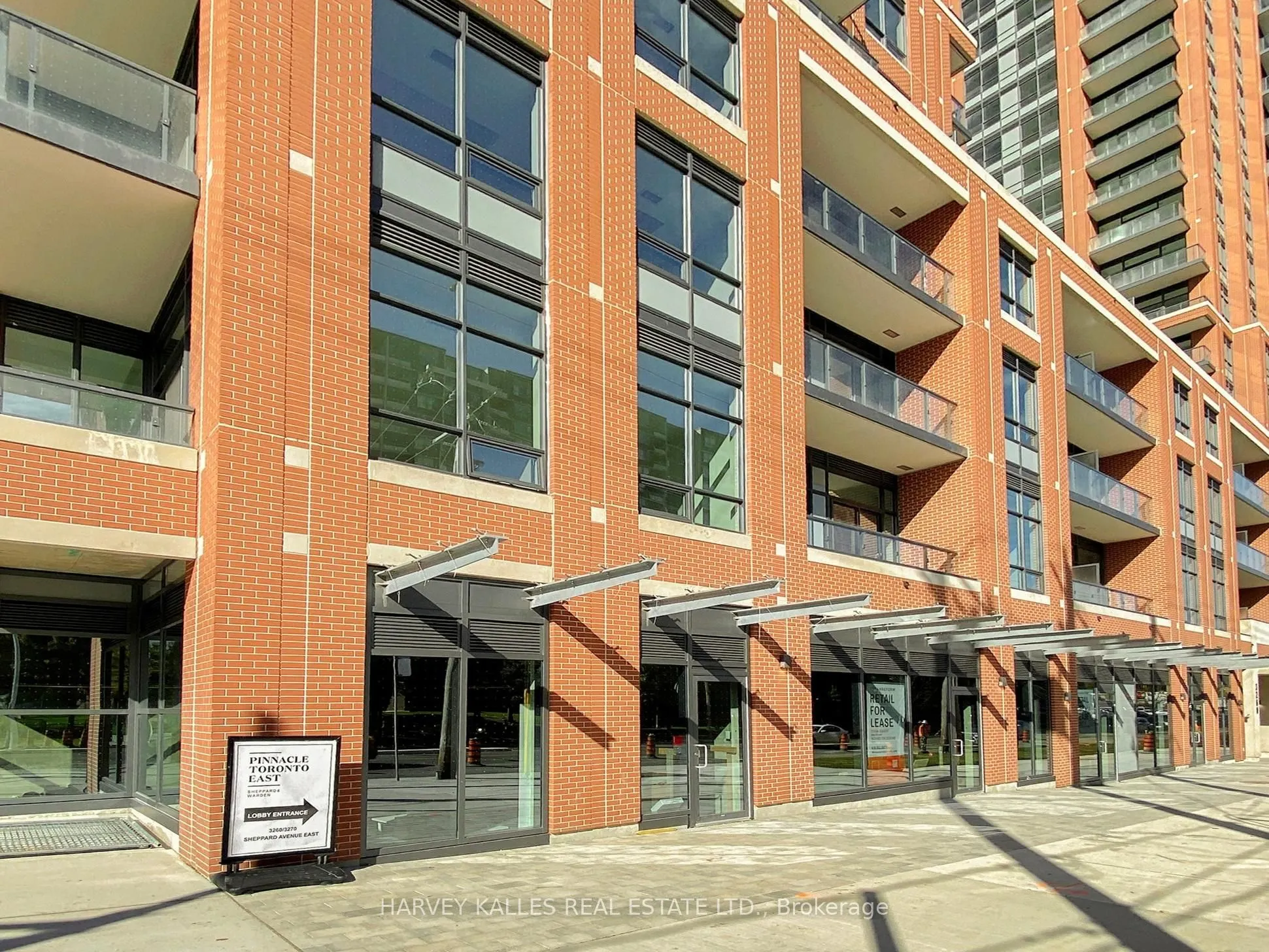 3260 Sheppard Avenue E, #1402