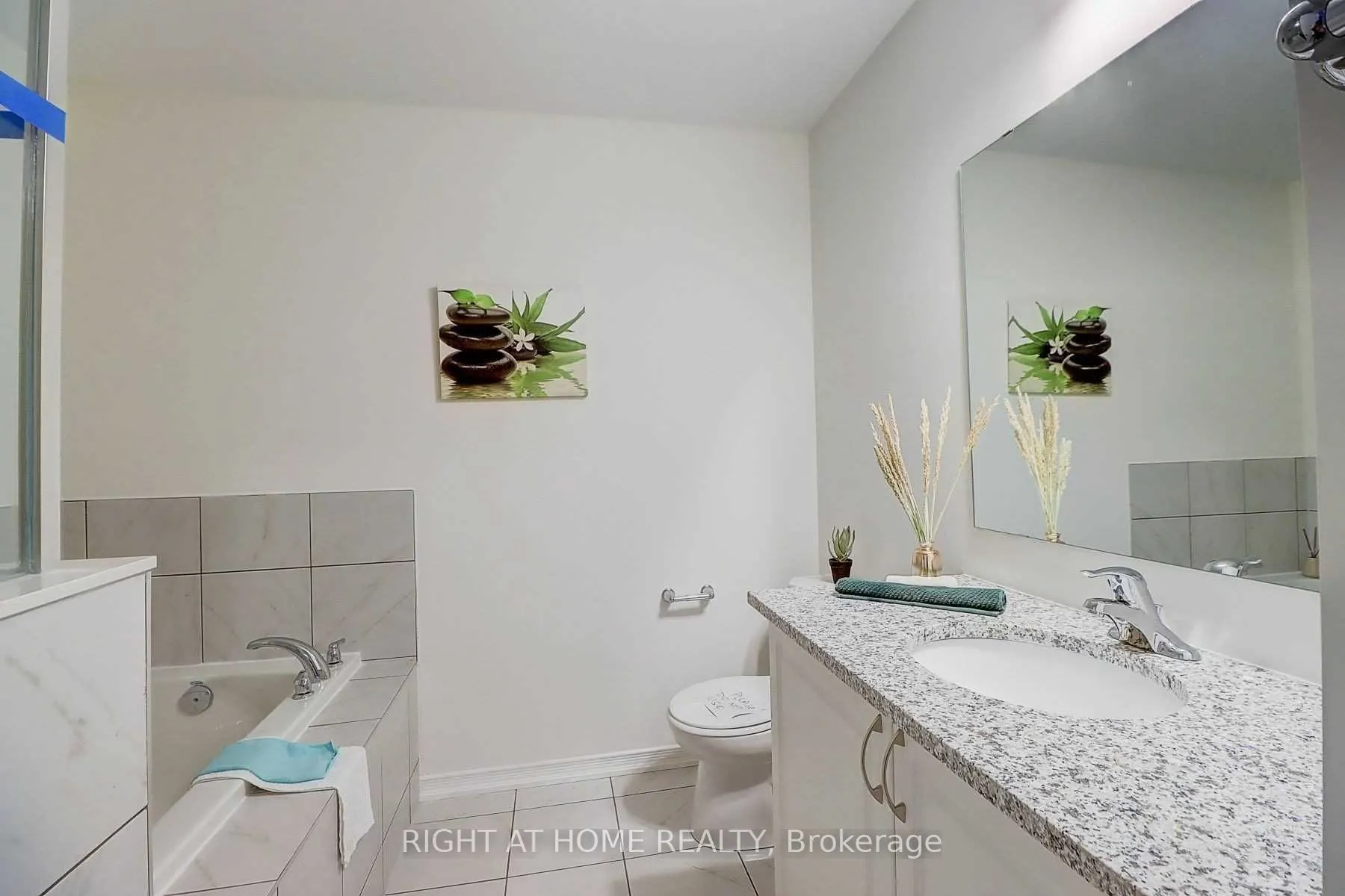 2552 Earleville Path, #128