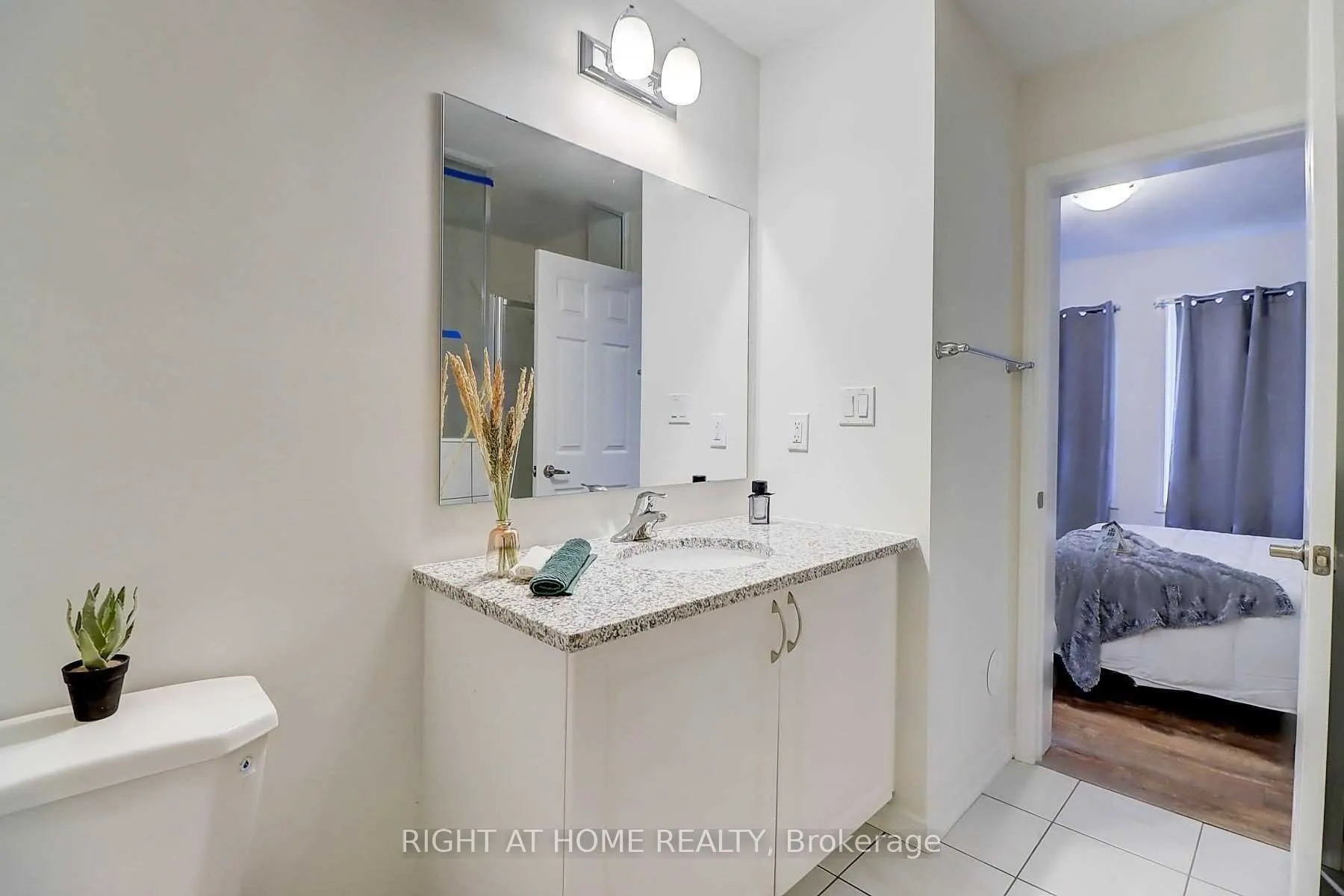 2552 Earleville Path, #128