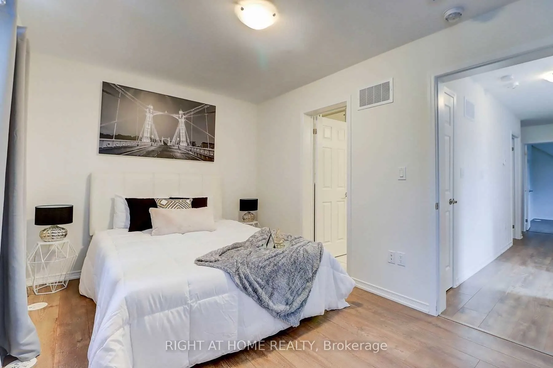 2552 Earleville Path, #128