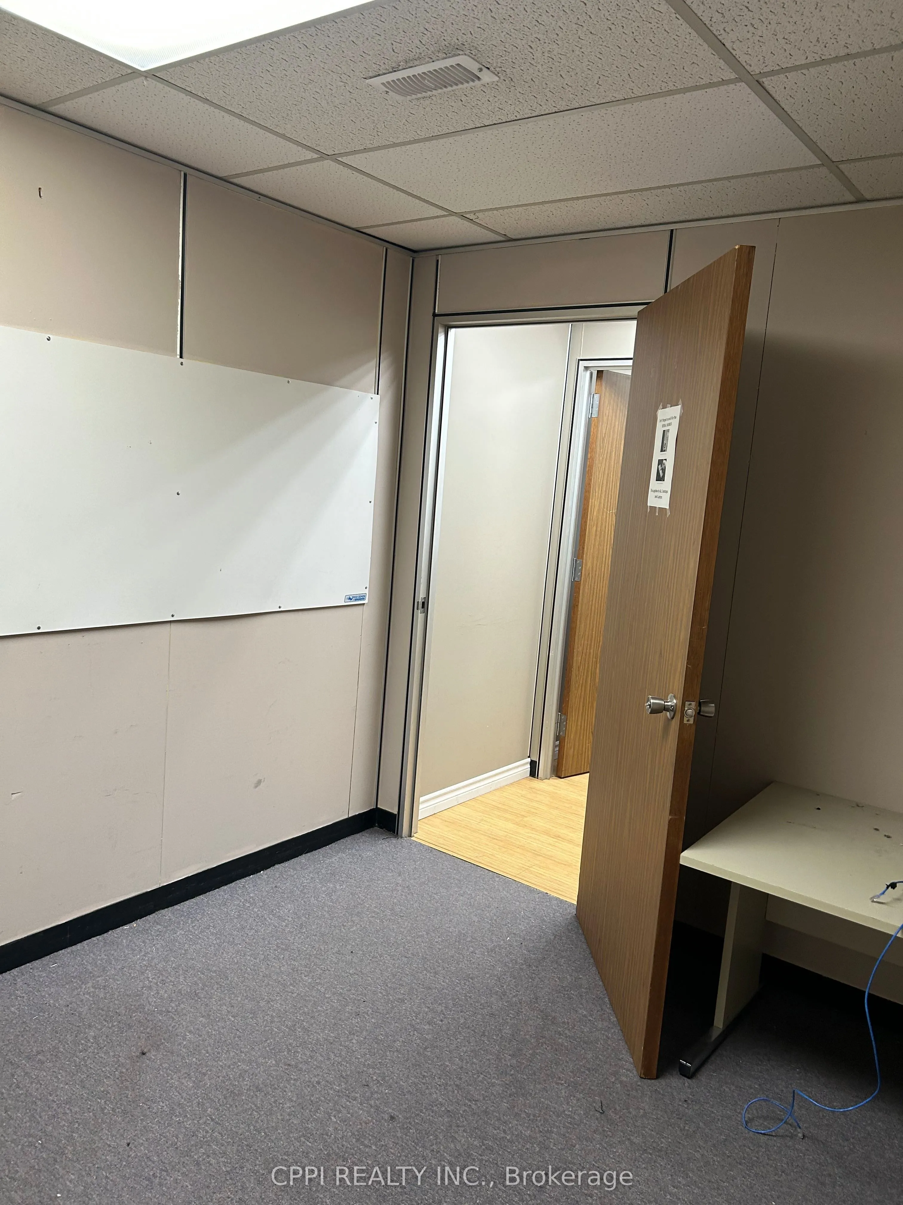 650 King Street E, #208