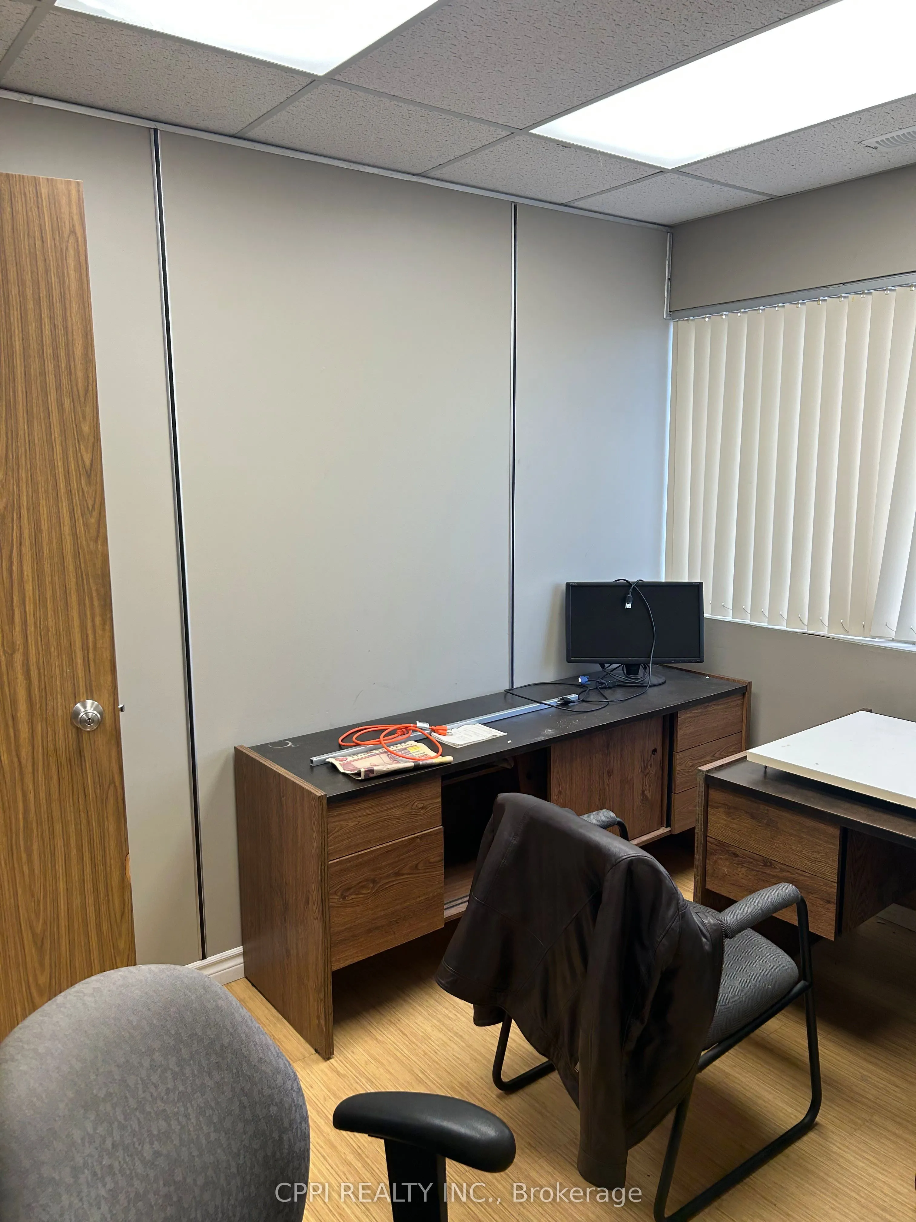 650 King Street E, #208