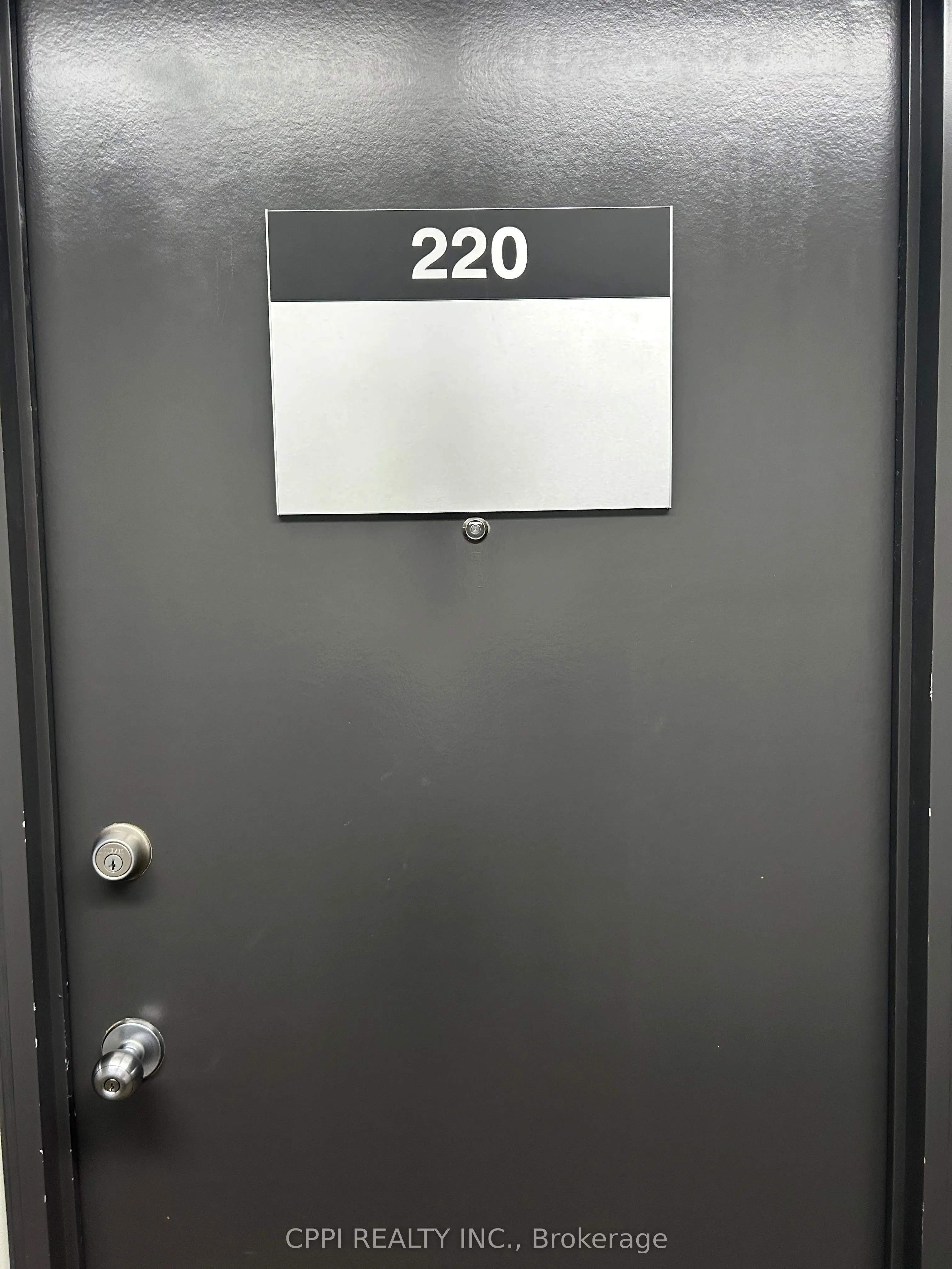 650 King Street E, #220