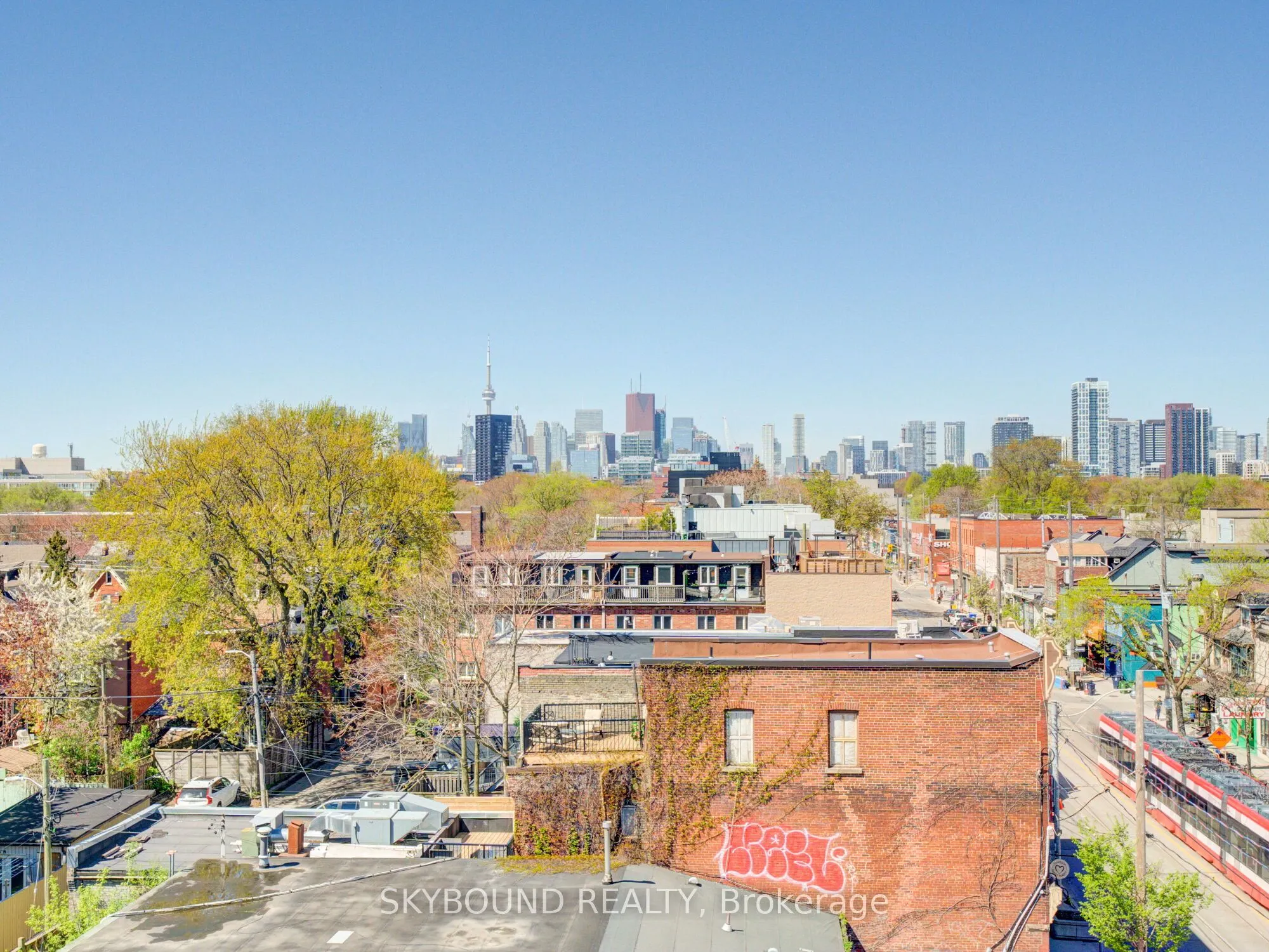 1003 Queen Street E, #302