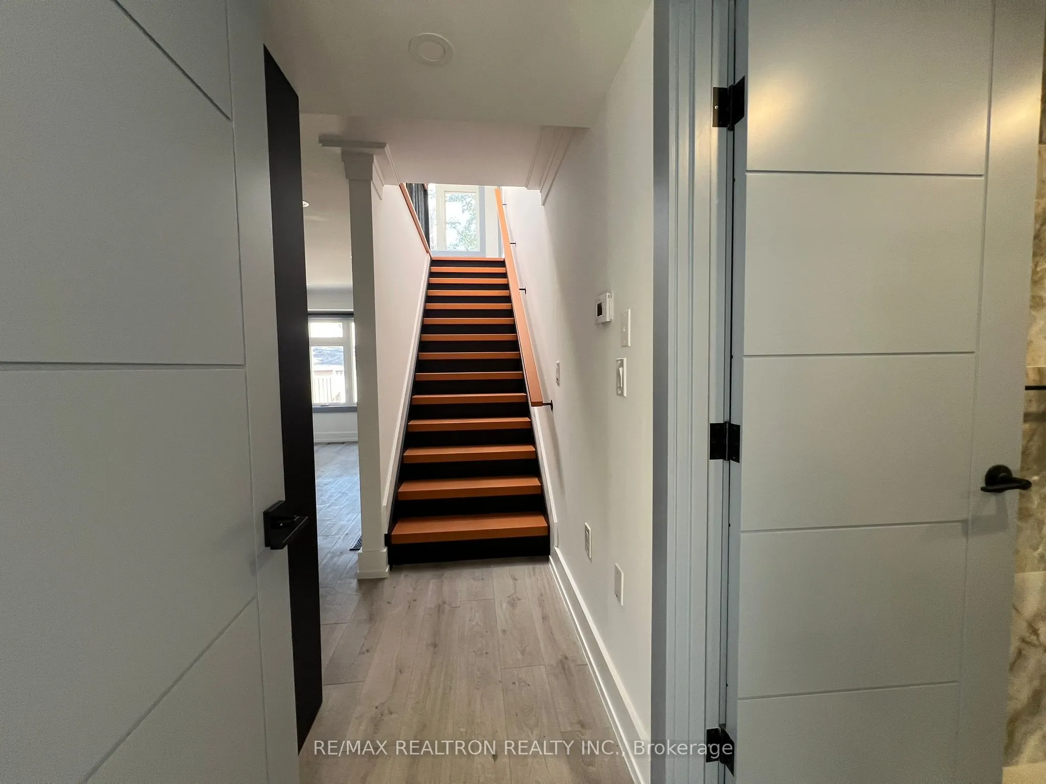 347 MAIN Street, #GARDEN SUITE UPPER