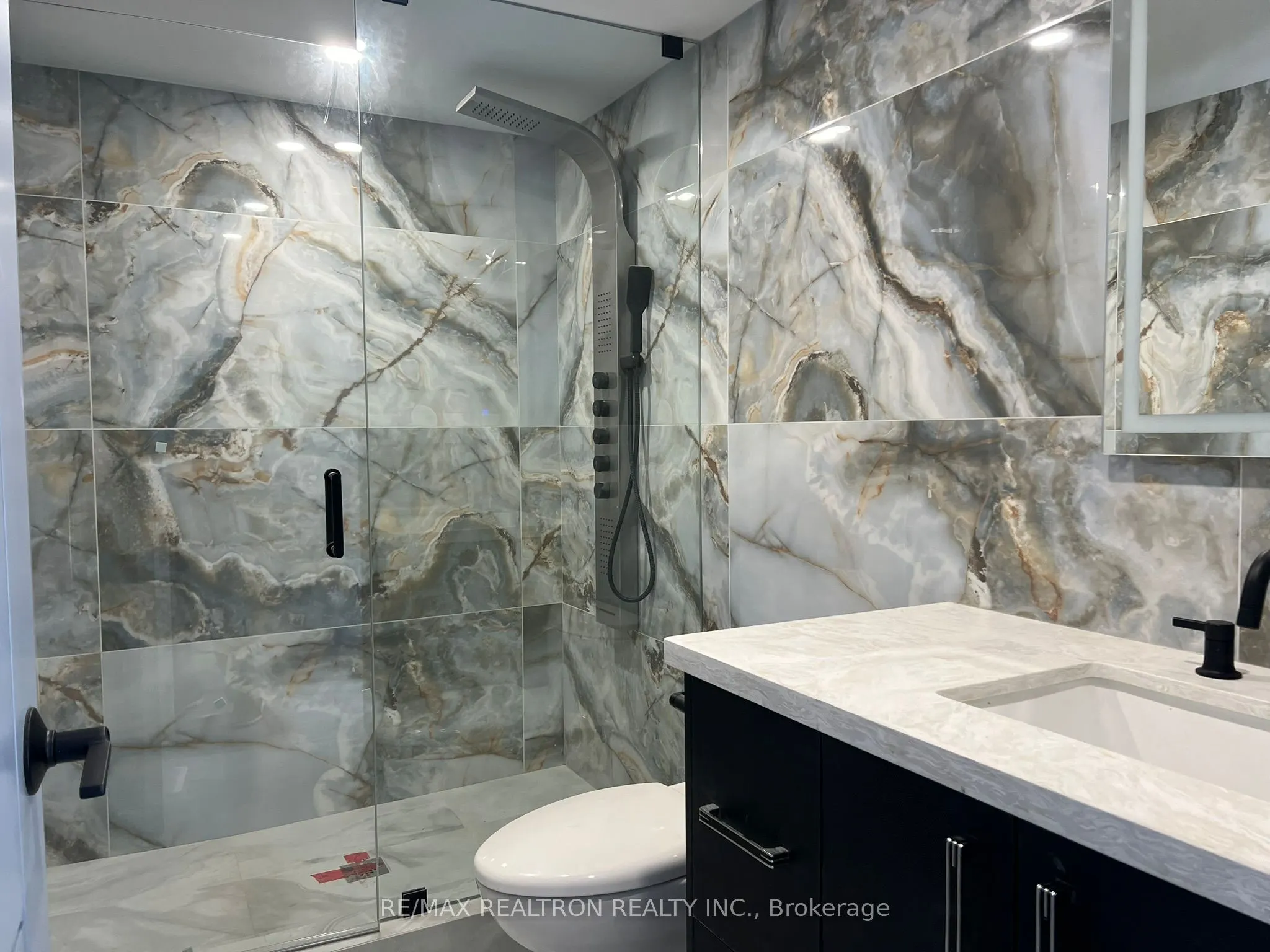 347 MAIN Street, #GARDEN SUITE UPPER