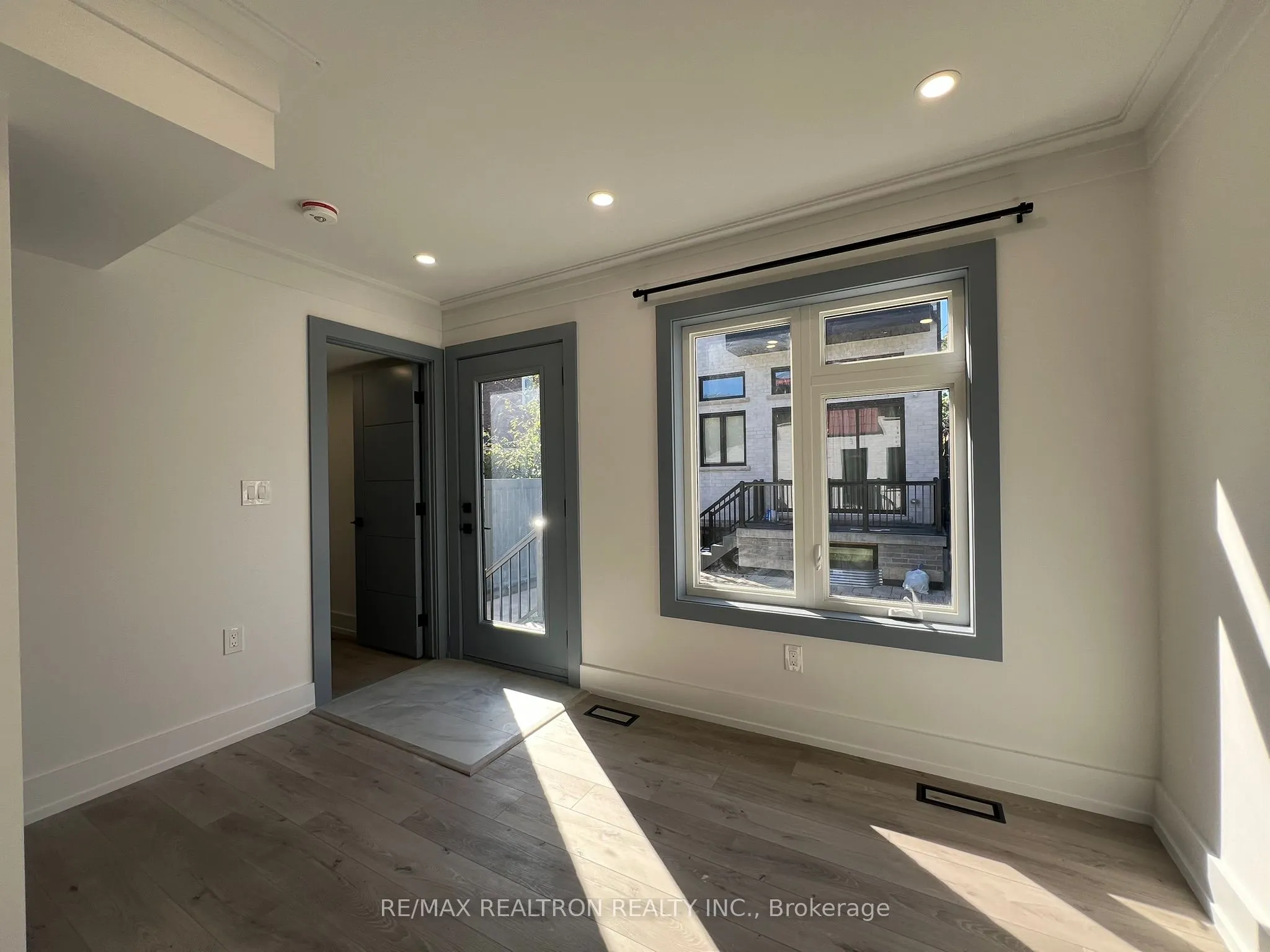 347 MAIN Street, #GARDEN SUITE UPPER