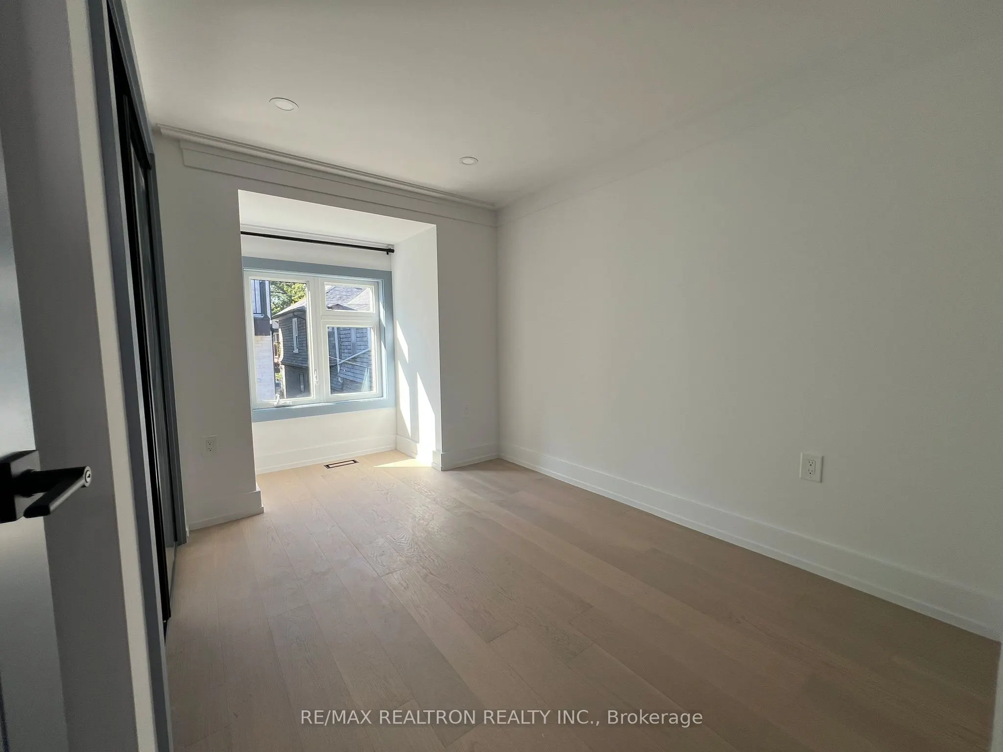 347 MAIN Street, #GARDEN SUITE UPPER