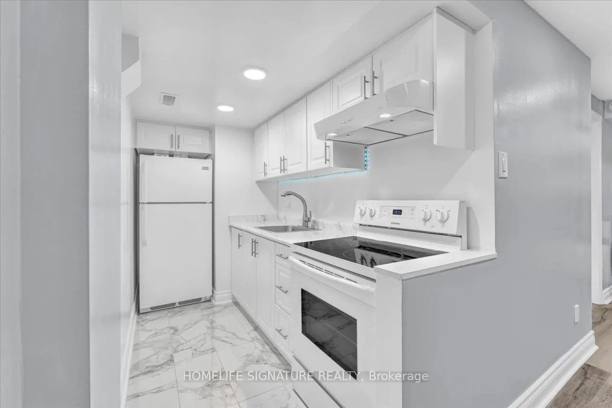 83 Pachino Boulevard