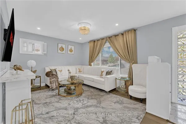 83 Pachino Boulevard