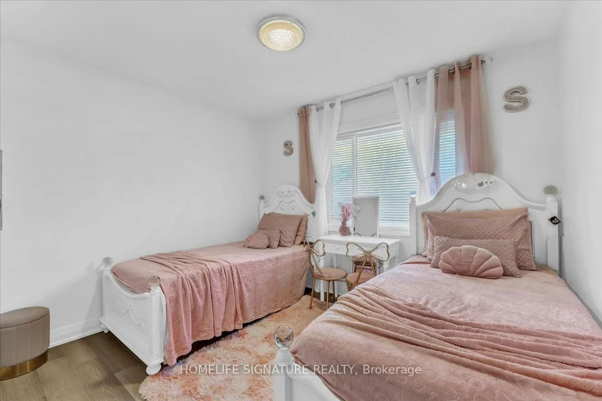 83 Pachino Boulevard