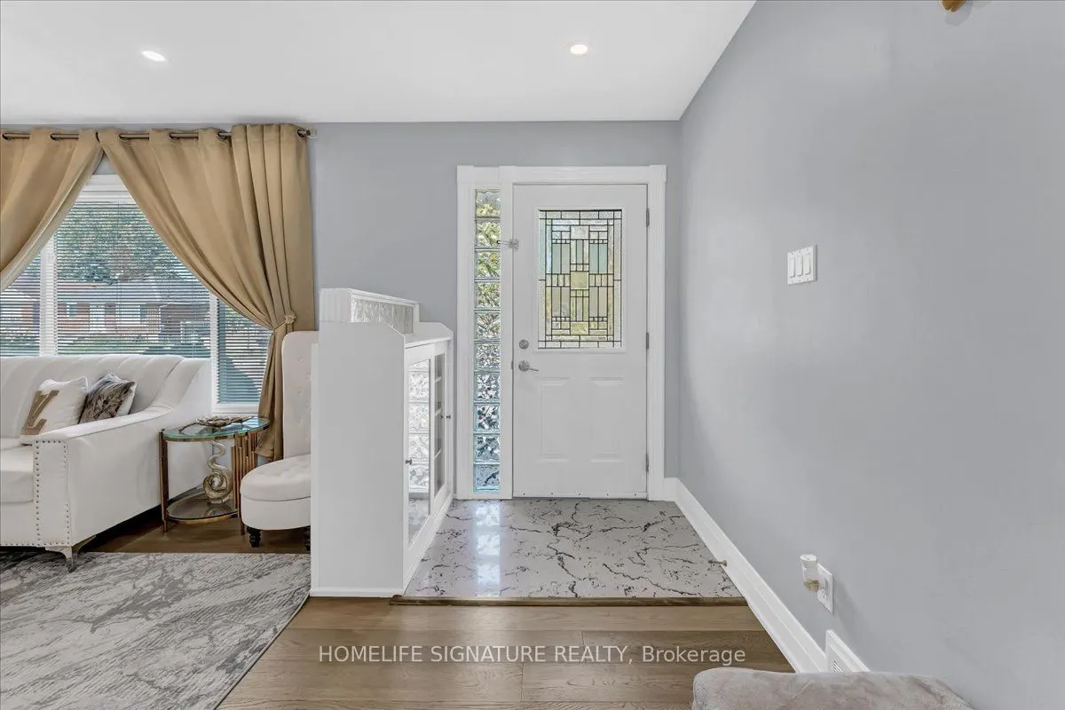 83 Pachino Boulevard