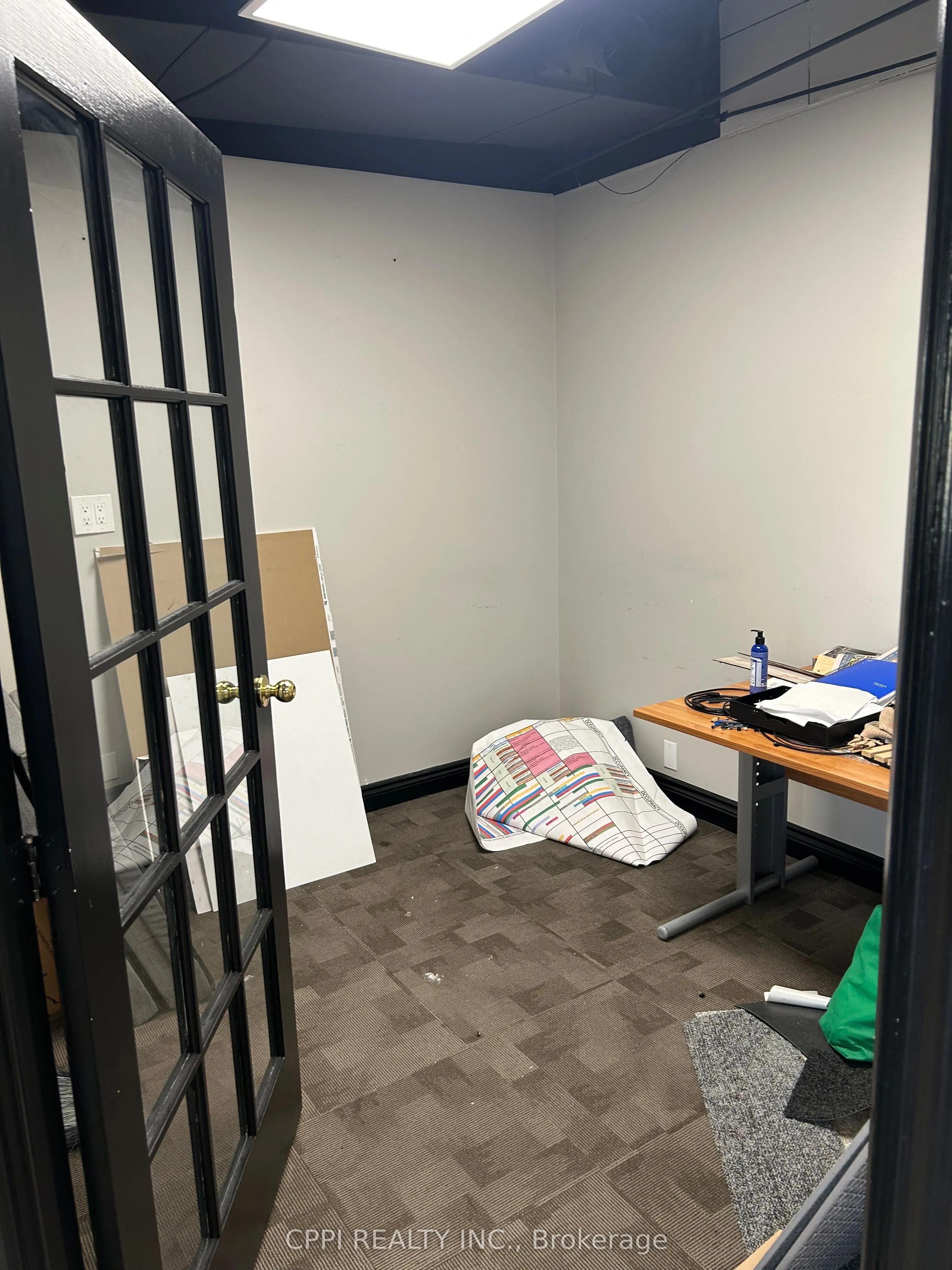 650 King Street E, #217