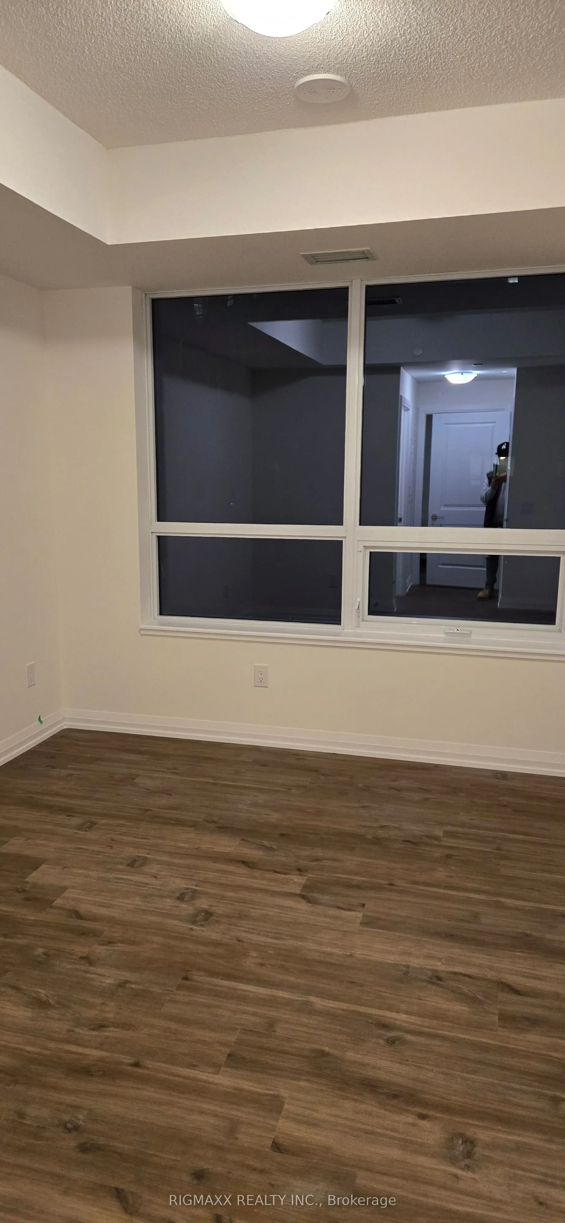 3260 Sheppard Avenue E, #1507