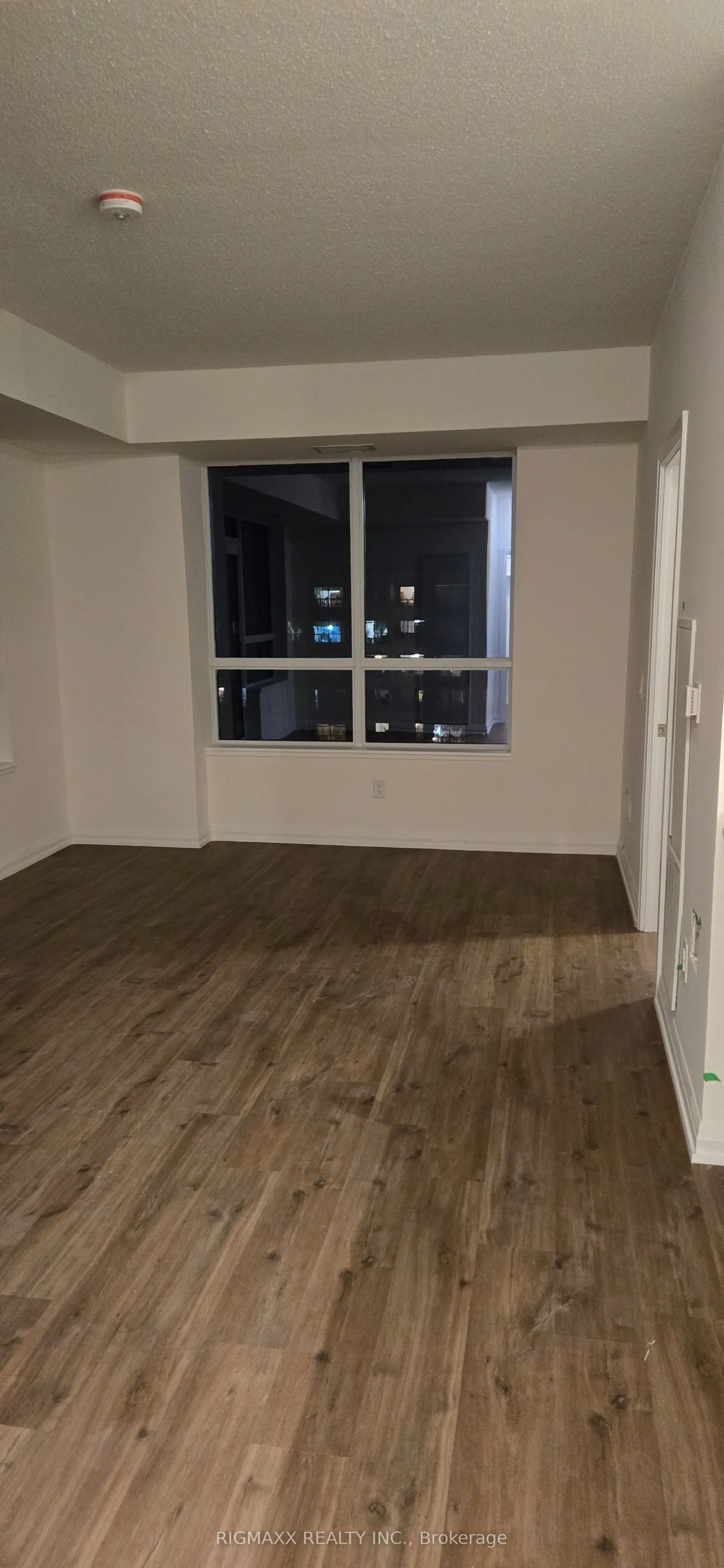 3260 Sheppard Avenue E, #1507