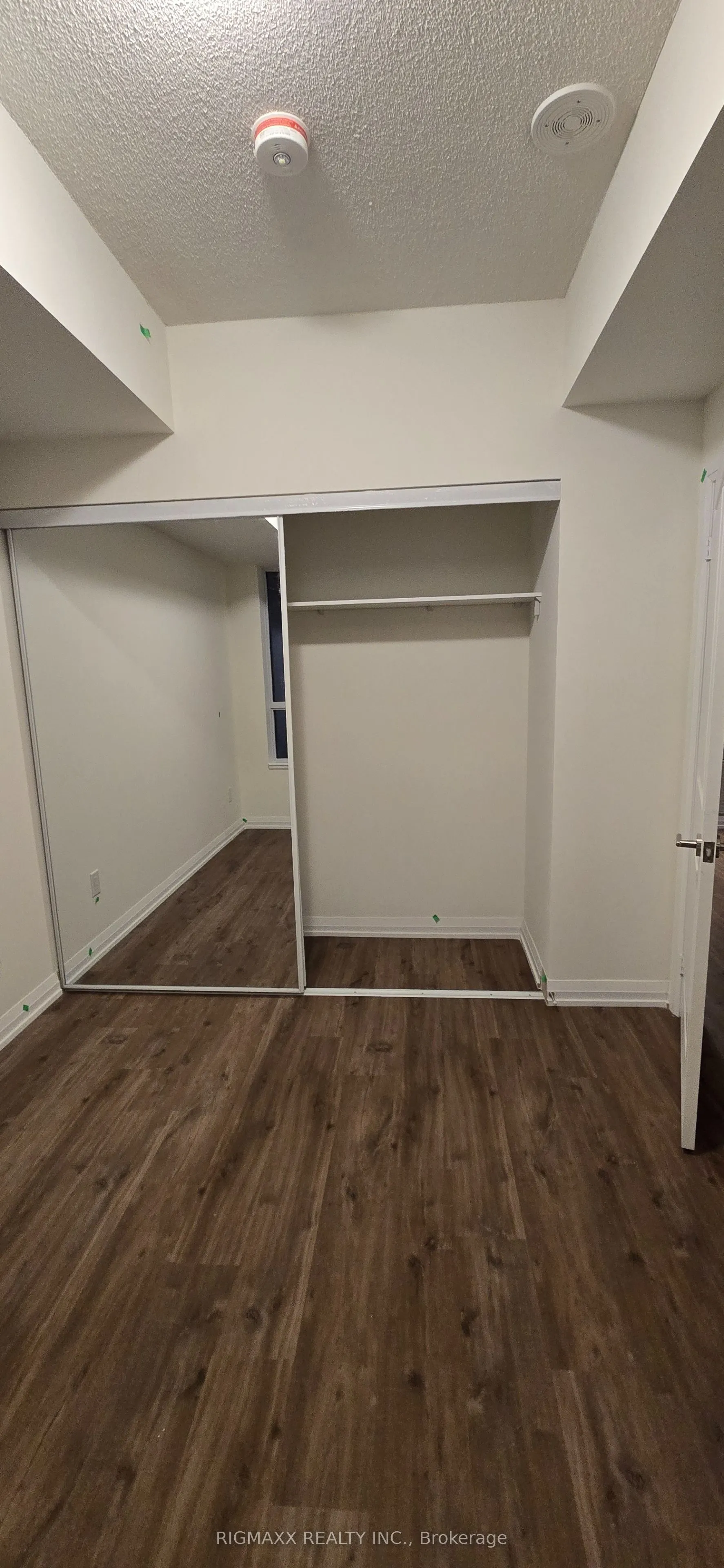 3260 Sheppard Avenue E, #1507