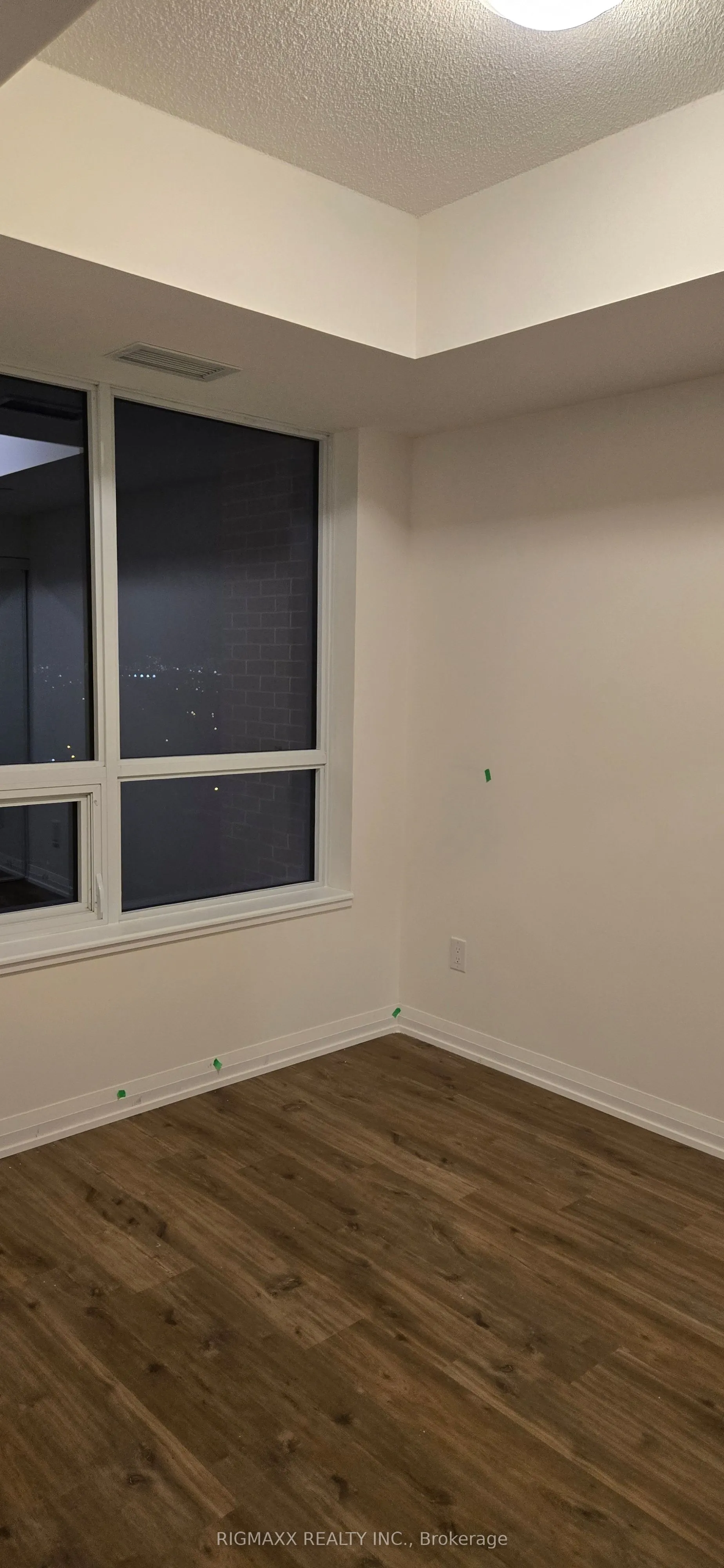 3260 Sheppard Avenue E, #1507