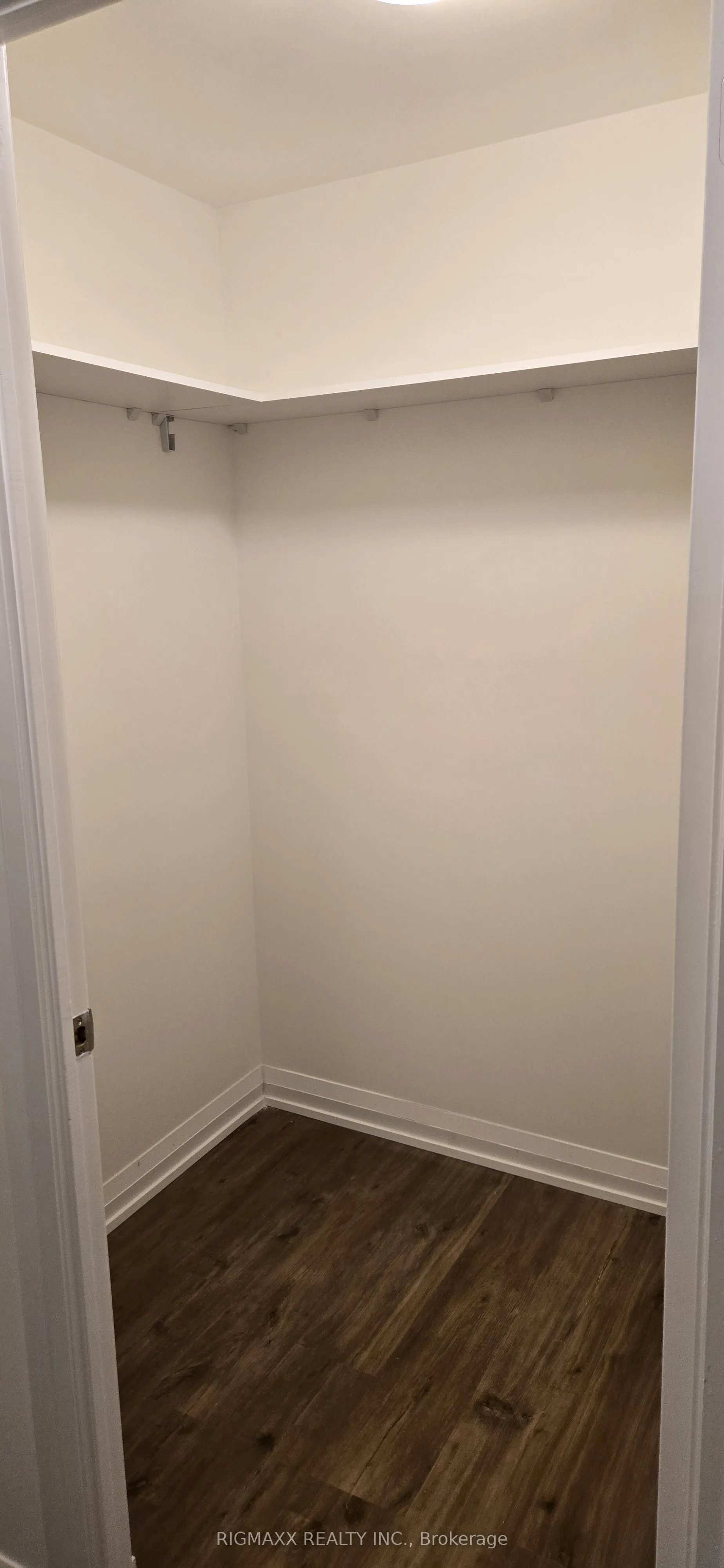 3260 Sheppard Avenue E, #1507