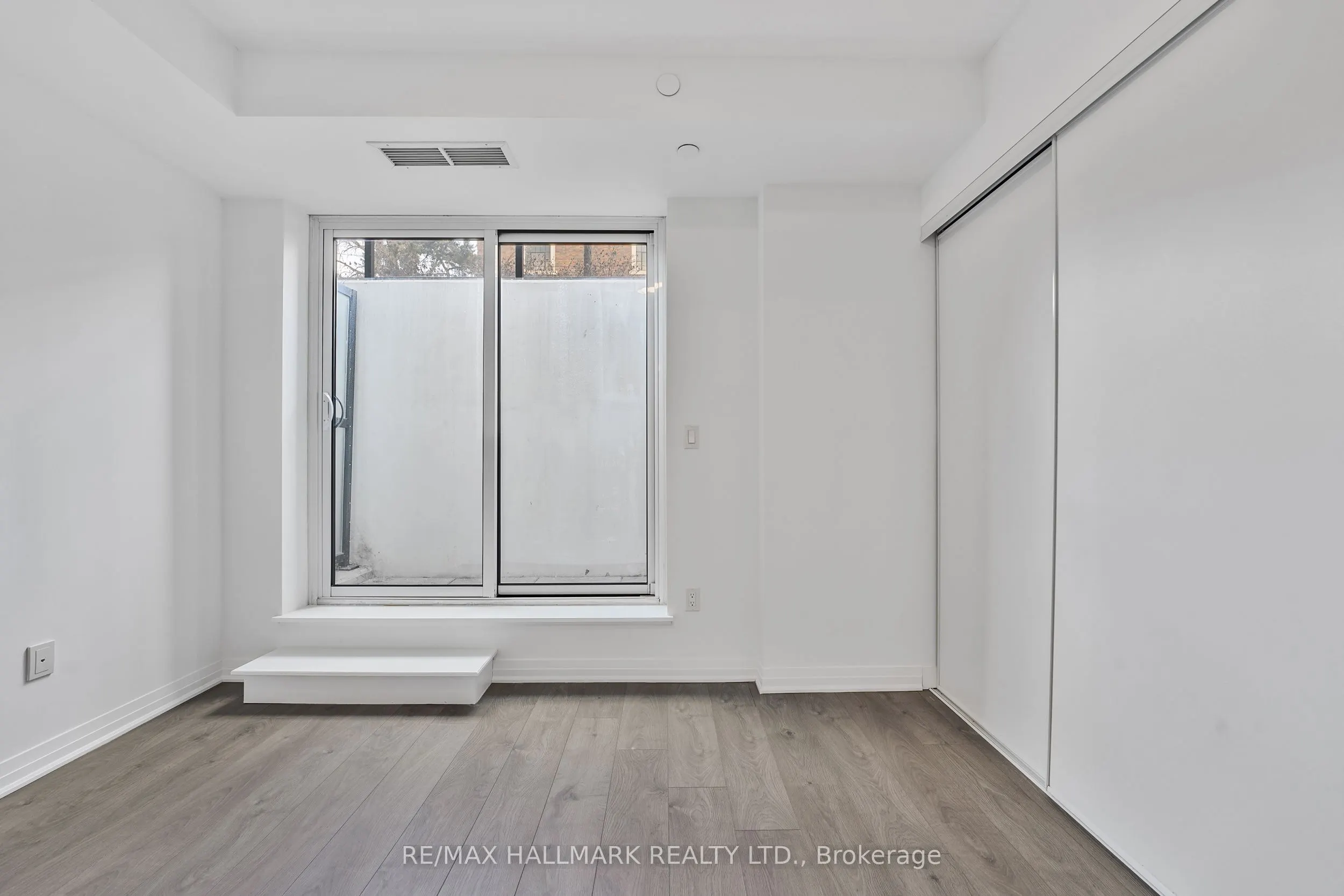 2301 Danforth Avenue, #TH 103