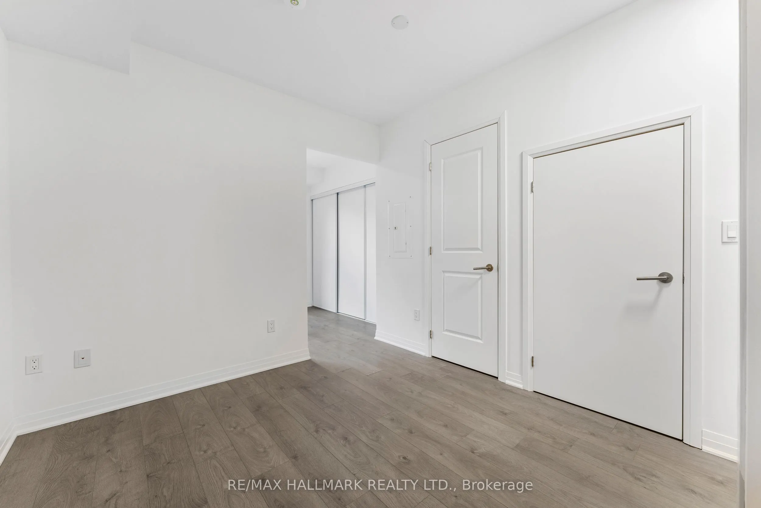 2301 Danforth Avenue, #TH 103