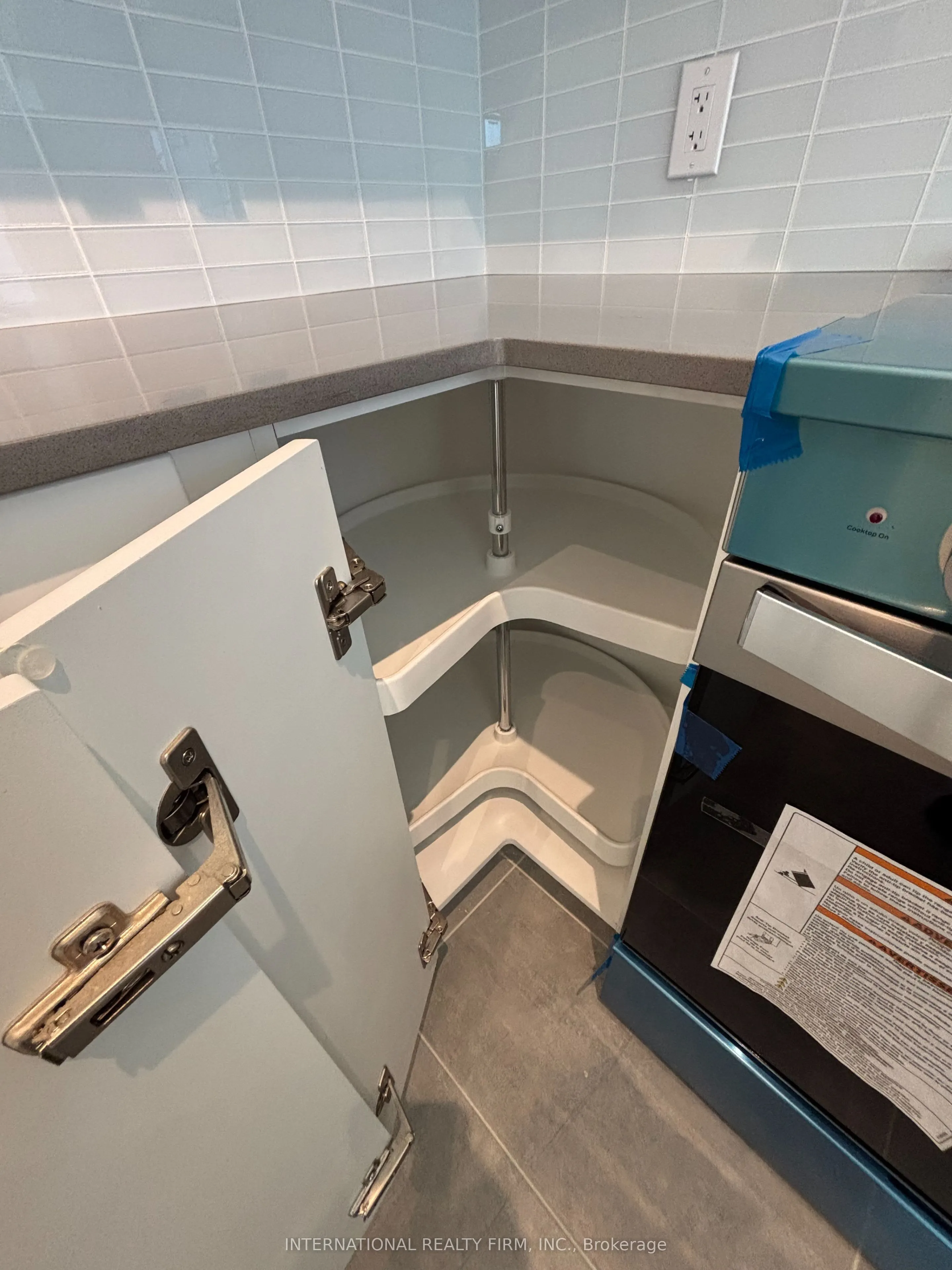 3270 Sheppard Avenue E, #2725