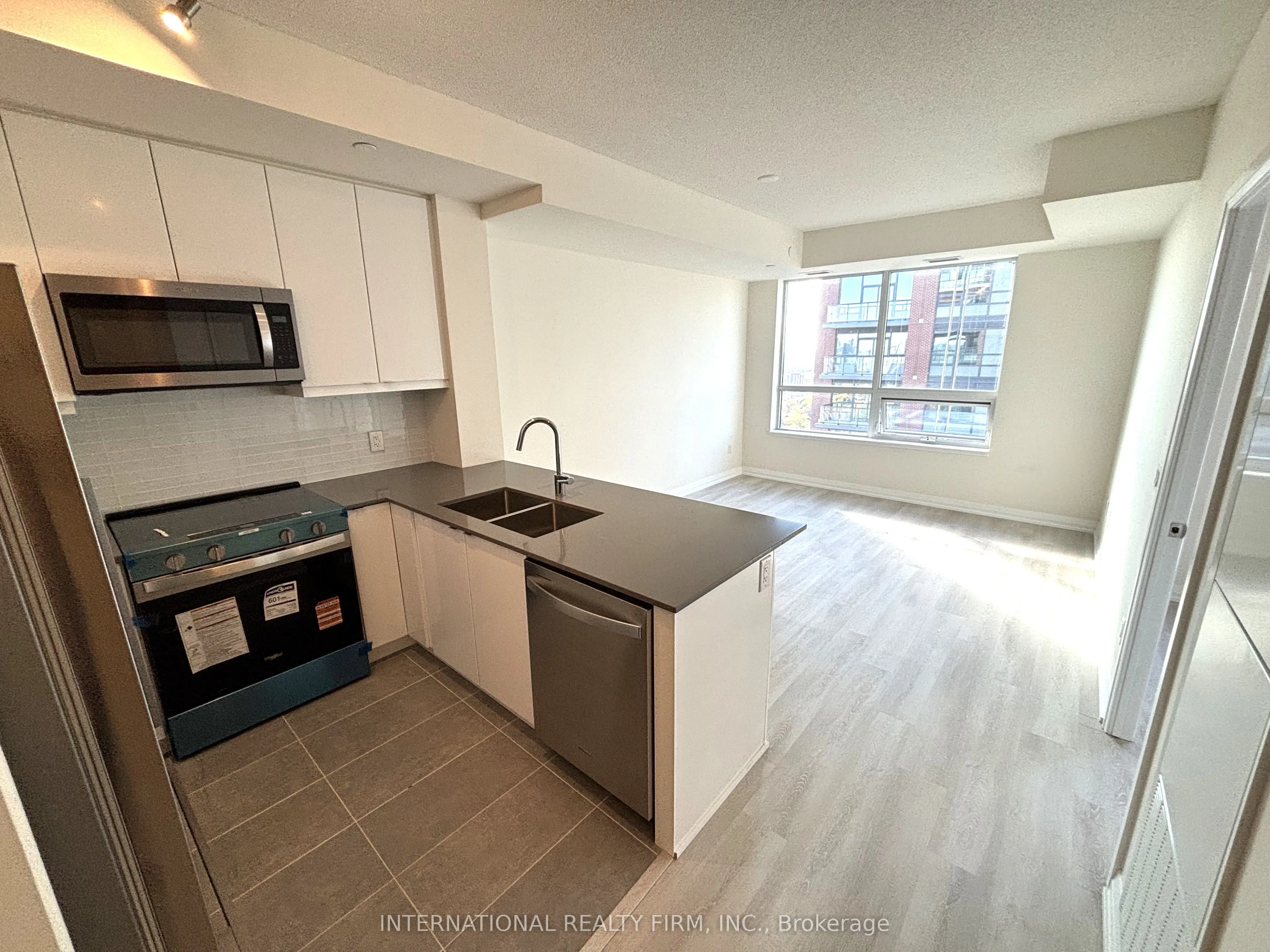 3270 Sheppard Avenue E, #2725