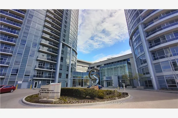 135 Village Green Square, #1616