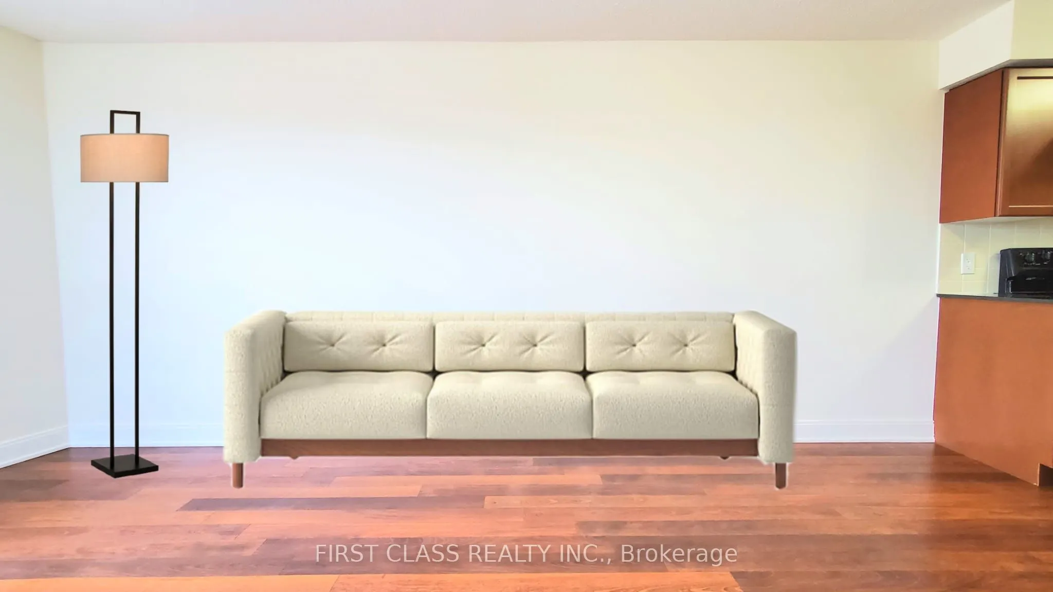 135 Village Green Square, #1616