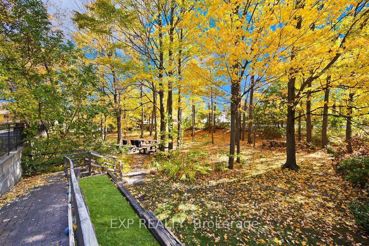 121 Ling Road, #1111