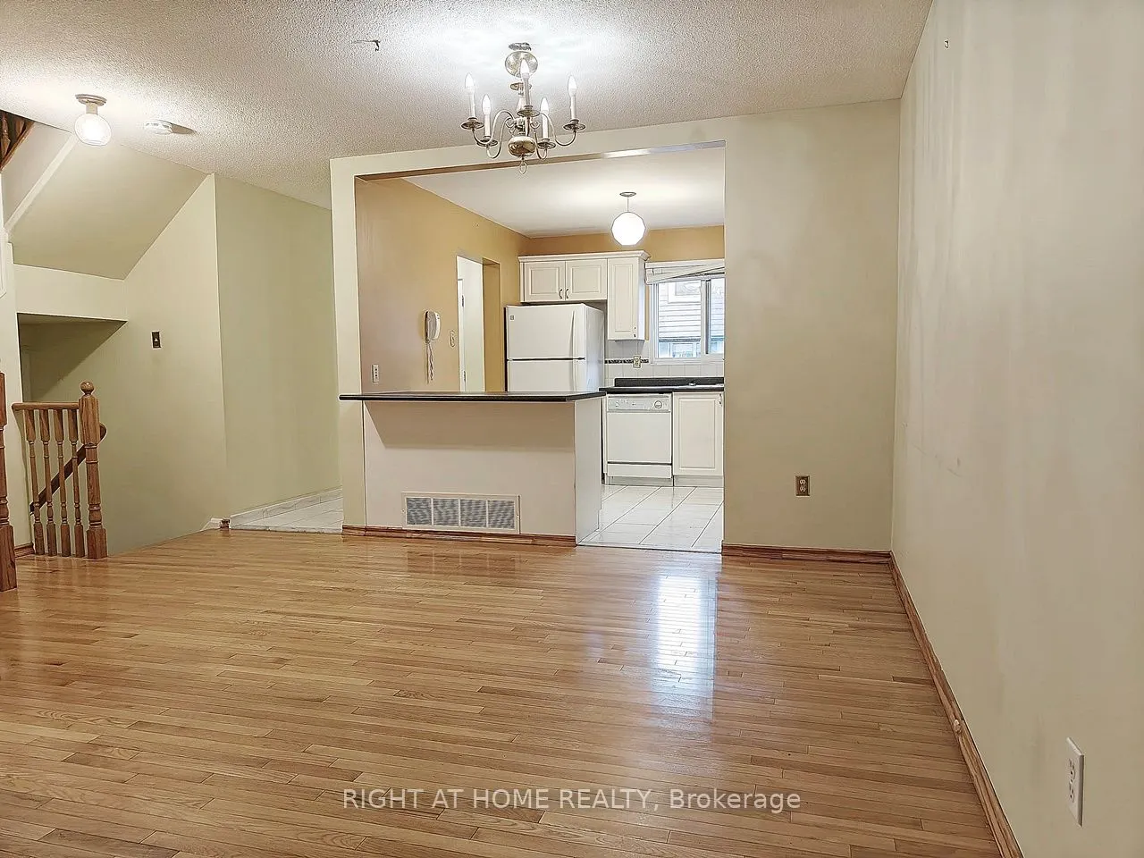 15 Brimwood Boulevard, #61