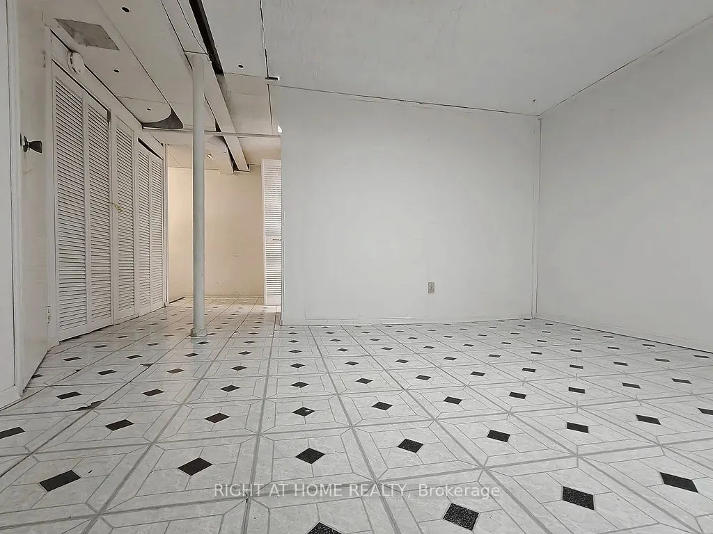 15 Brimwood Boulevard, #61