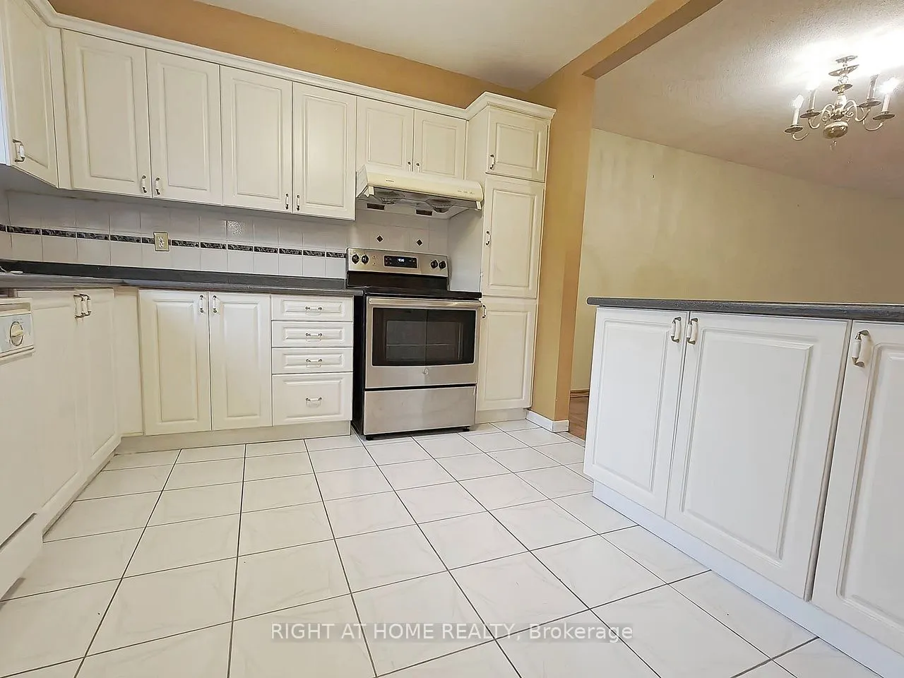 15 Brimwood Boulevard, #61