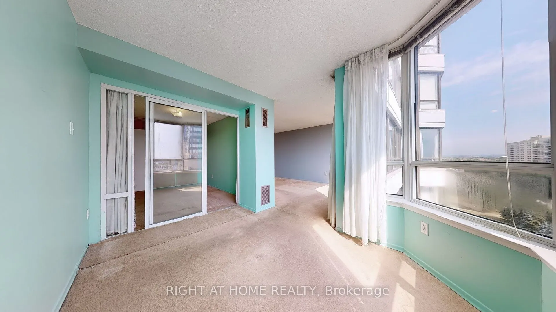 350 Alton Towers Circle, #1107